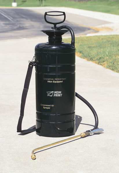3 Gallon Handheld Sprayer with Steel Tank - Adjustable Fan Spray Nozzle, 36 Inch Hose, 60 PSI Max Pressure - Ideal for Garden, Lawn, and Outdoor Cleaning