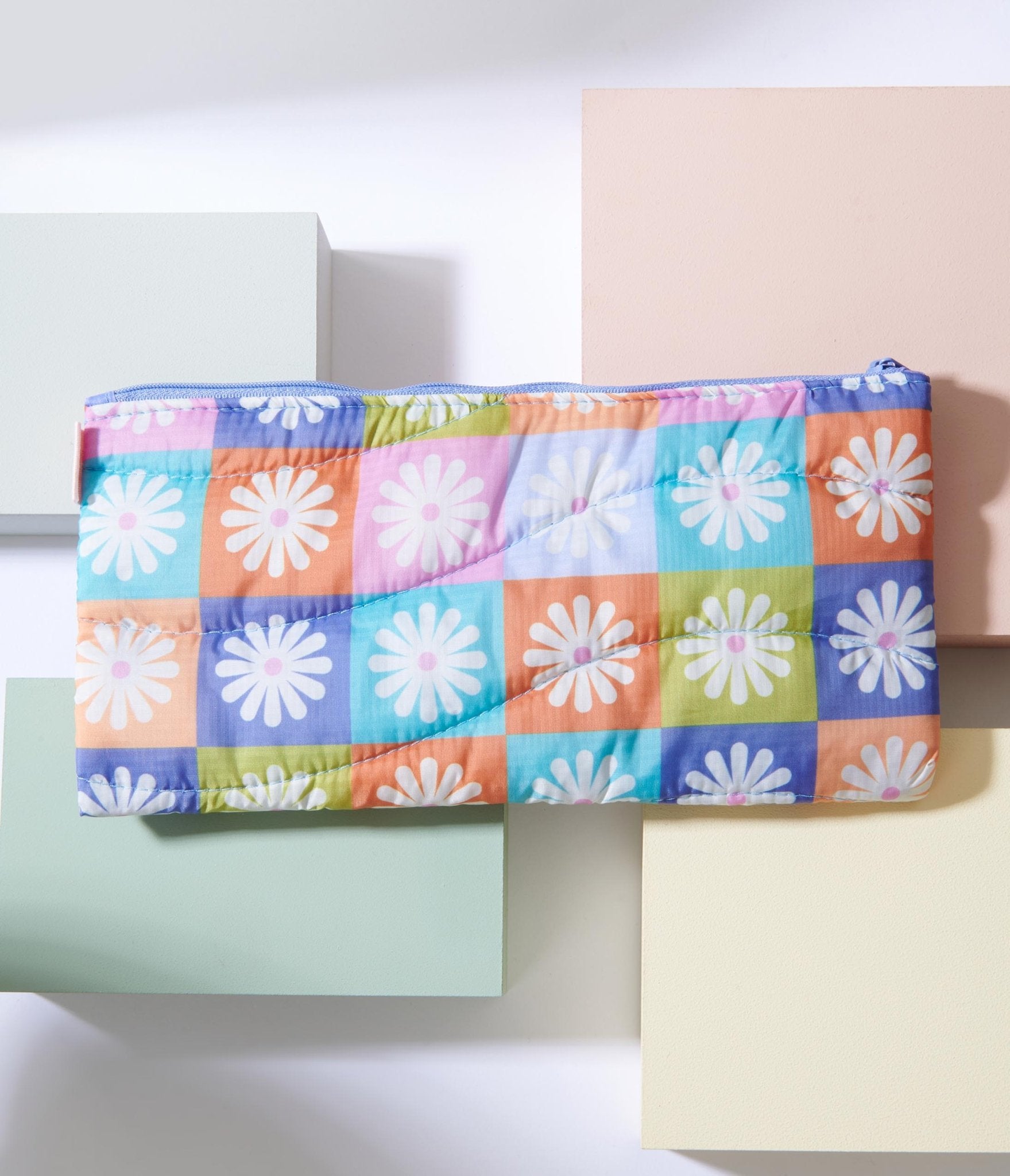 Rainbow Checkered Daisy Quilted Puff Bag - Trendy Crossbody Purse for Women, Girls | Perfect for Spring Outfits, Beach Trips & Music Festivals