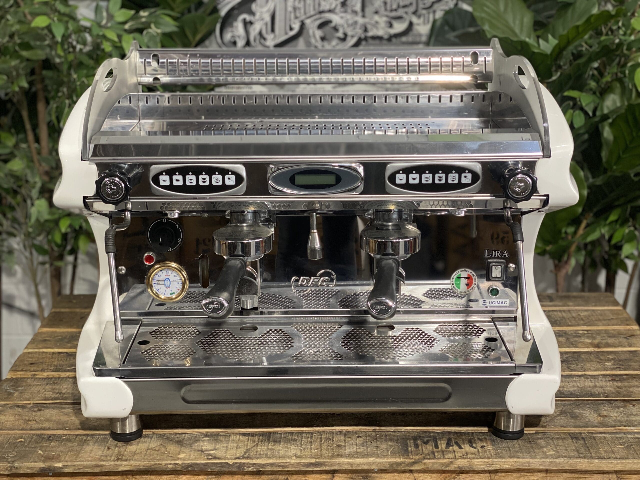 BFC Lira 2 Group White Commercial Espresso Machine - Professional Coffee Maker for Cafes, Restaurants & Offices | Perfect for High-Volume Brewing & Latte Art