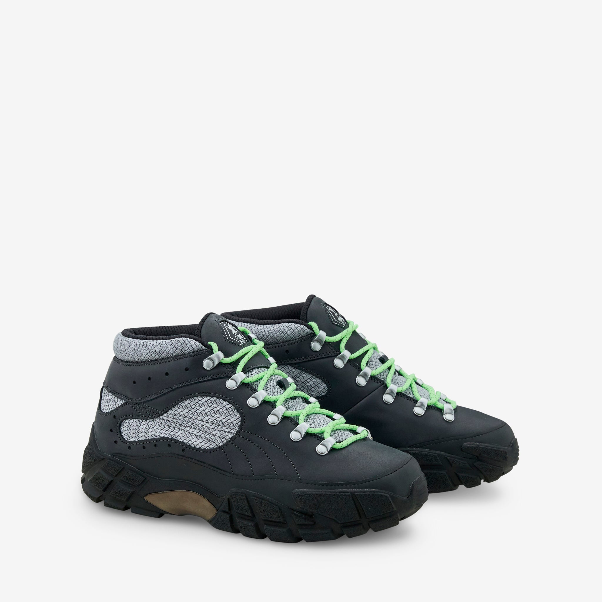 Skepta x Skope Mid Flat Dark Gray Sneakers | PUMA Silver | Casual Streetwear & Urban Fashion for Men & Women