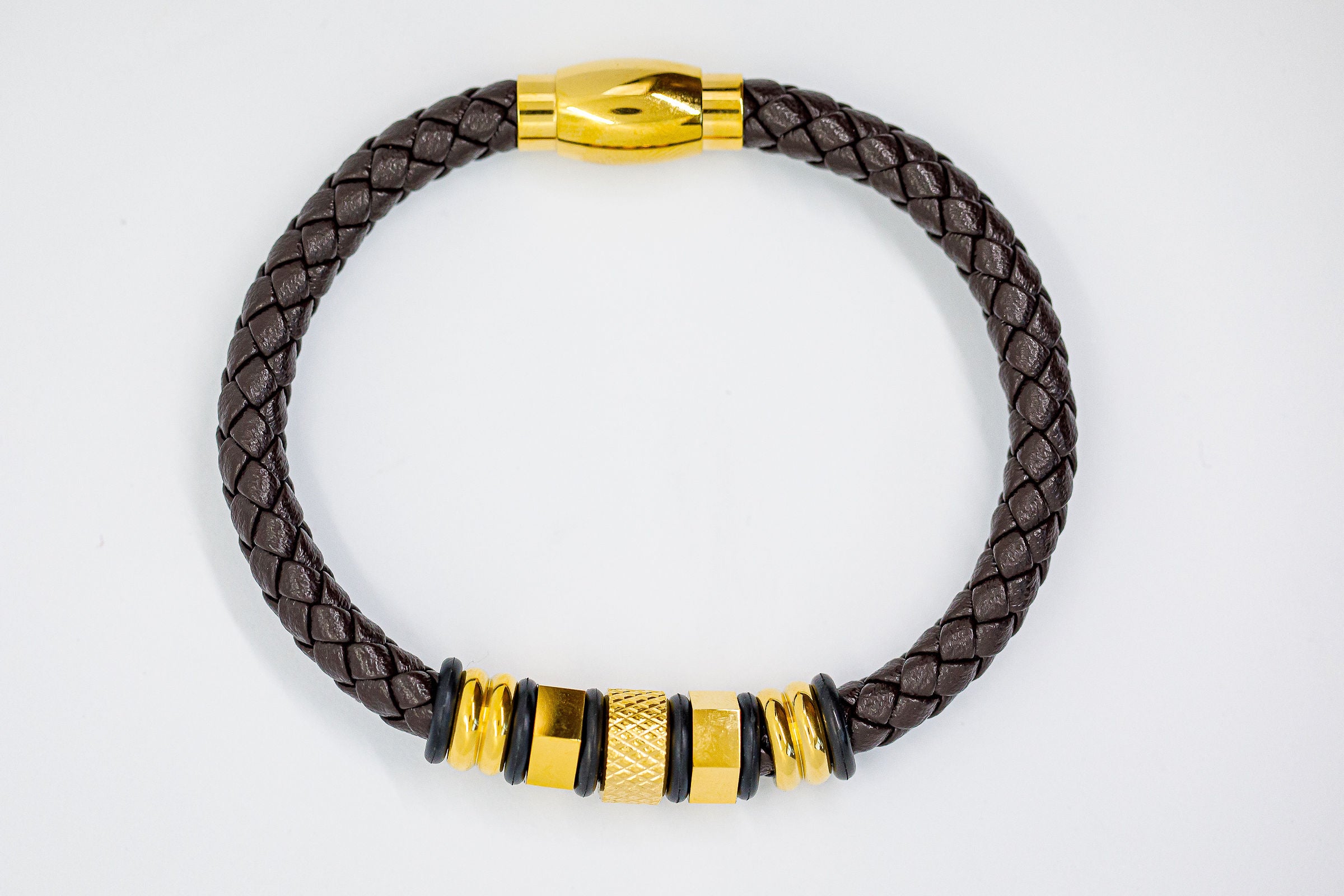 Handmade Brown Braided Leather Bracelet for Men & Women - Adjustable Wrap Bracelet for Casual Wear, Boho Style, Gifts for Him or Her - Perfect for Everyday Fashion & Outdoor Adventures