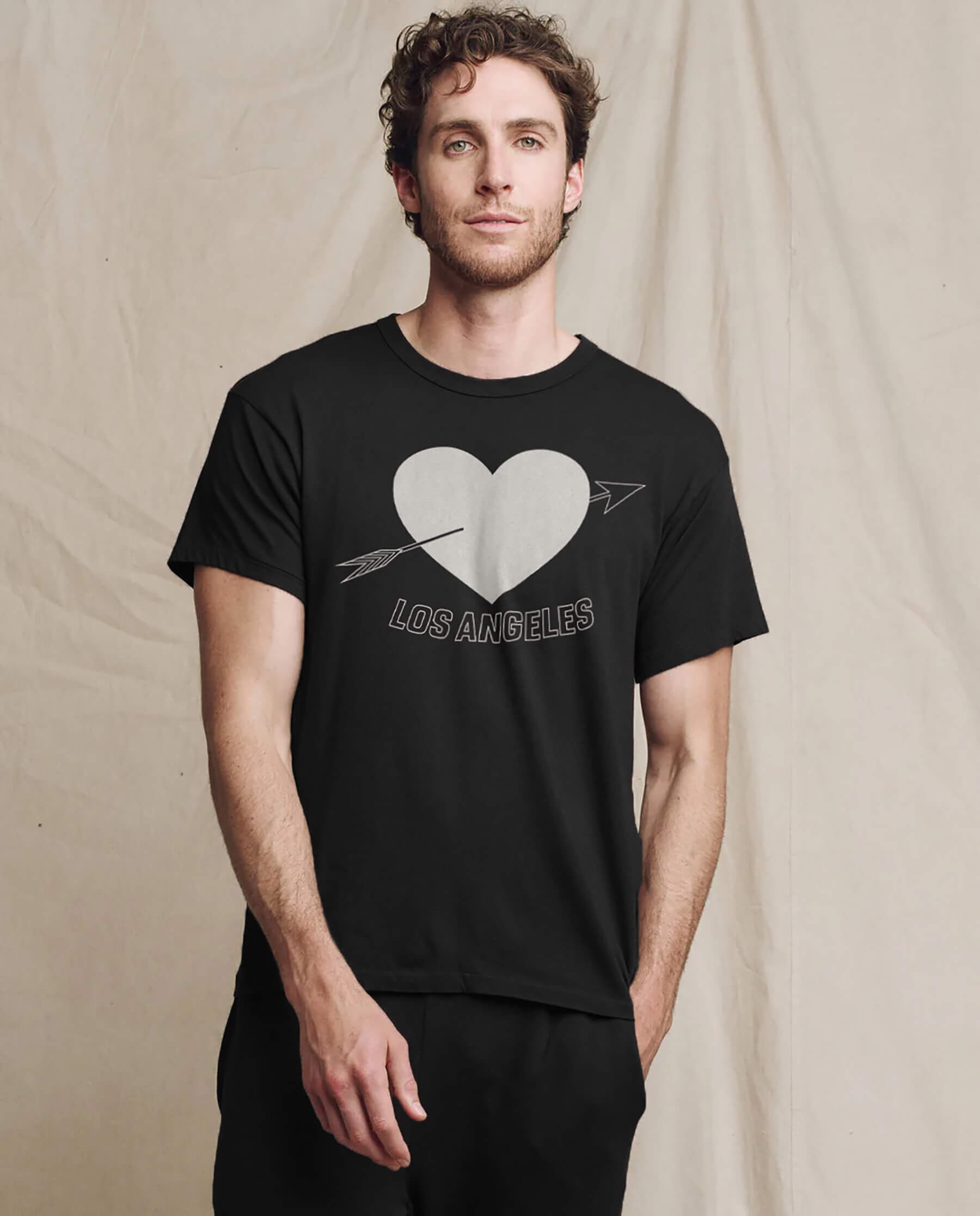 Men's Boxy Crew Graphic T-Shirt - Almost Black with Los Angeles Heart Print | Casual Streetwear for Urban Style & Everyday Comfort