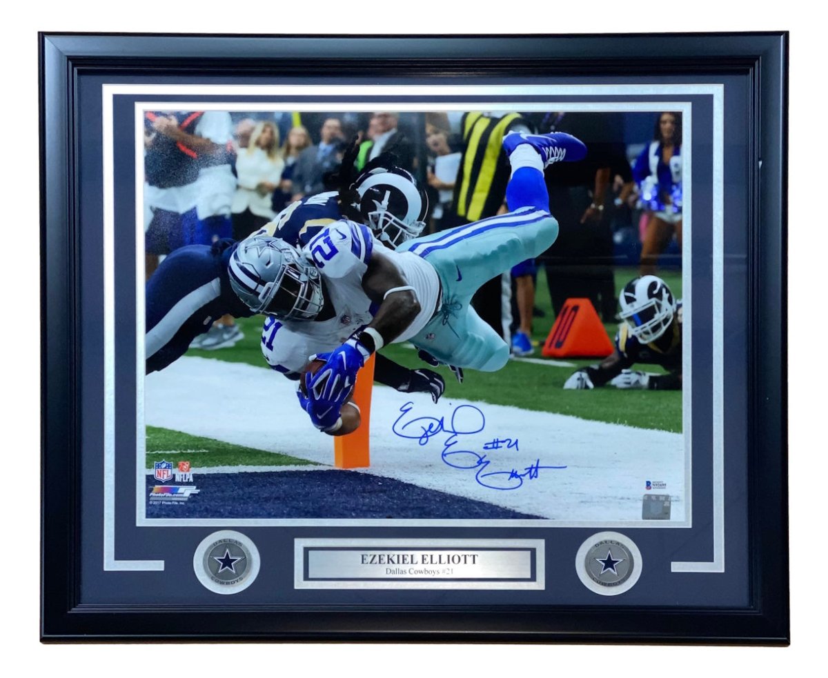 Authentic Ezekiel Elliott Signed Framed 16x20 Dallas Cowboys vs Rams Game Photo - Perfect for Cowboys Fans, Sports Memorabilia Collectors & Man Cave Decor
