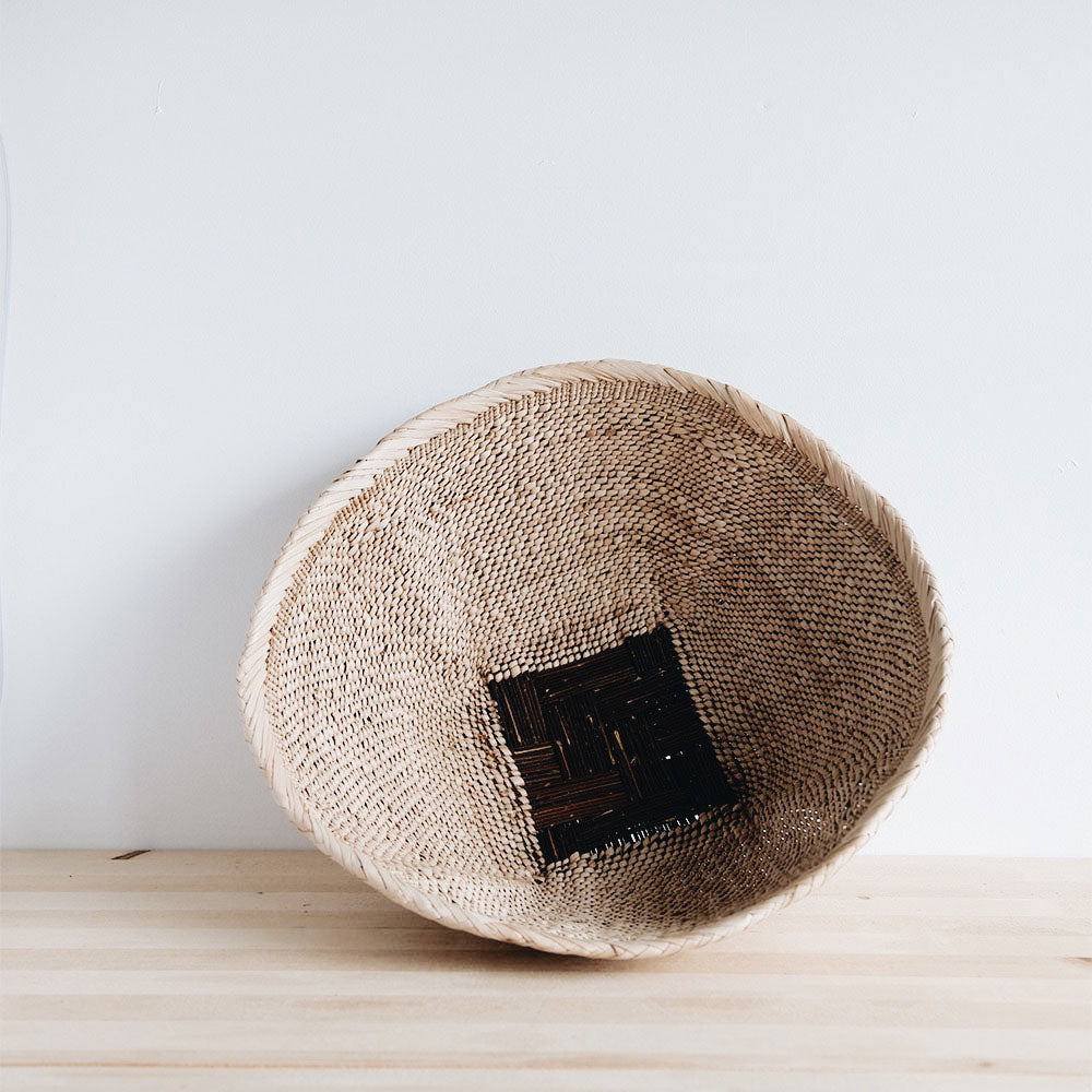 Natural Palm Leaf Table Basket - Handwoven Storage Organizer for Fruits, Bread, and Home Decor | Perfect for Kitchen, Dining Room, and Farmhouse Style Decor