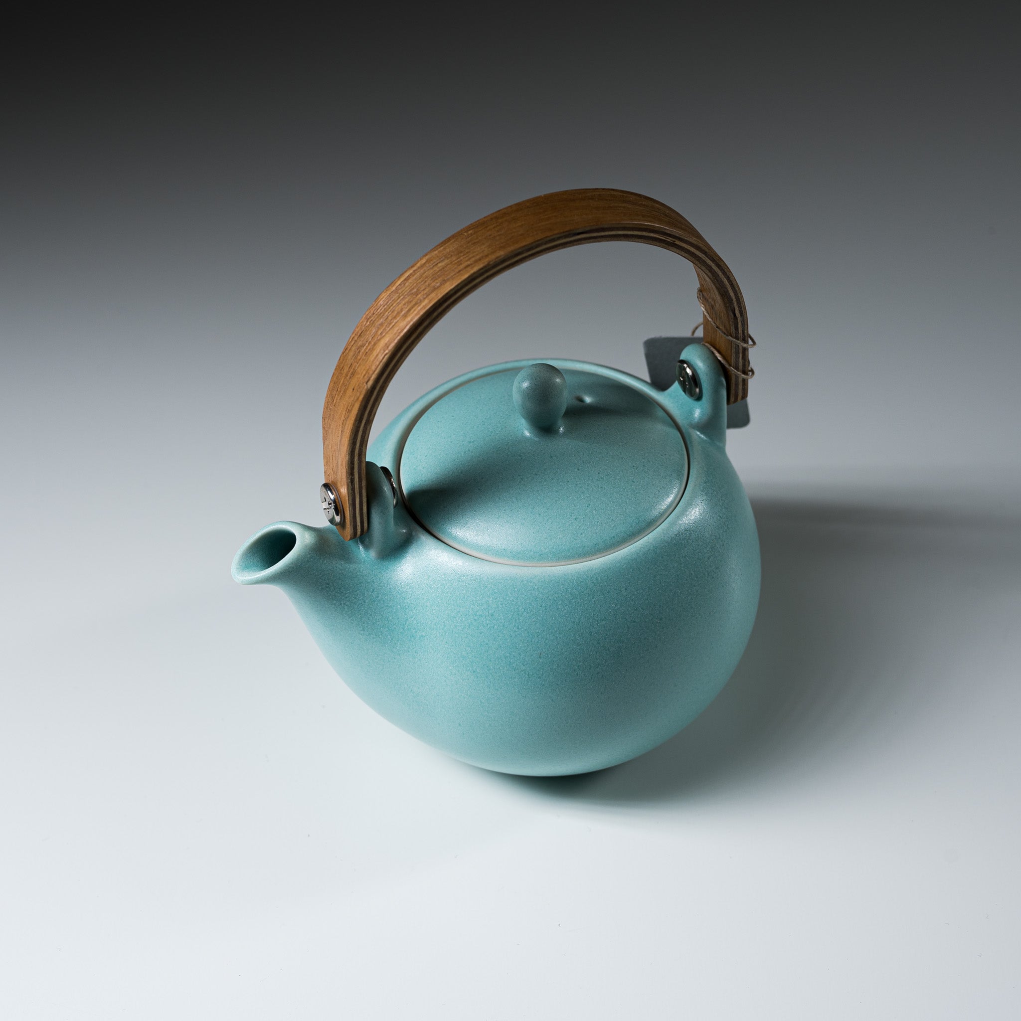 Yui Wooden Handle Teapot 330ml - Pastel Green Ceramic Tea Pot with Infuser, Perfect for Loose Leaf Tea, Herbal Tea & Home Decor - Ideal for Tea Lovers, Gift Giving & Cozy Afternoons