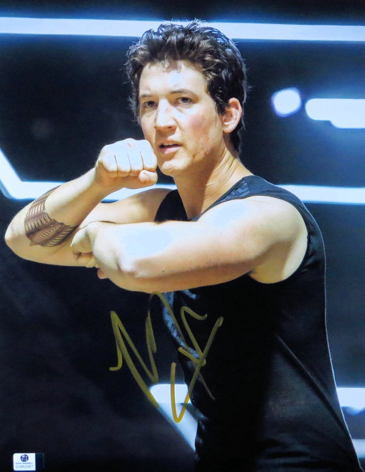 Miles Teller Autographed 11x14 Photo - Divergent Movie Signed Memorabilia - COA Included - Perfect for Fan Collections & Home Decor