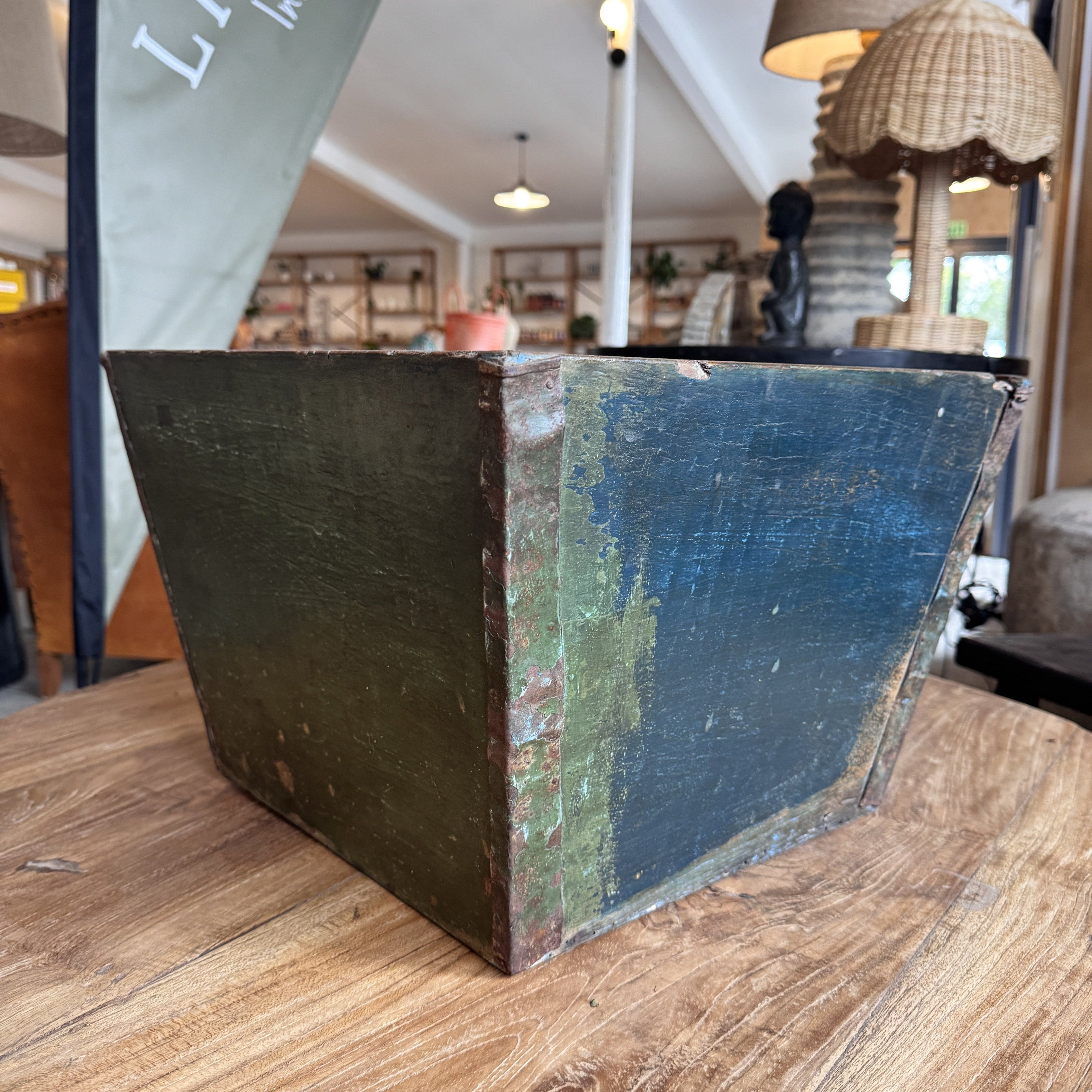 Premium Green Wooden Square Storage Box - Handcrafted Eco-Friendly Organizer for Home, Office & Gifts | Perfect for Jewelry, Keepsakes & Home Decor