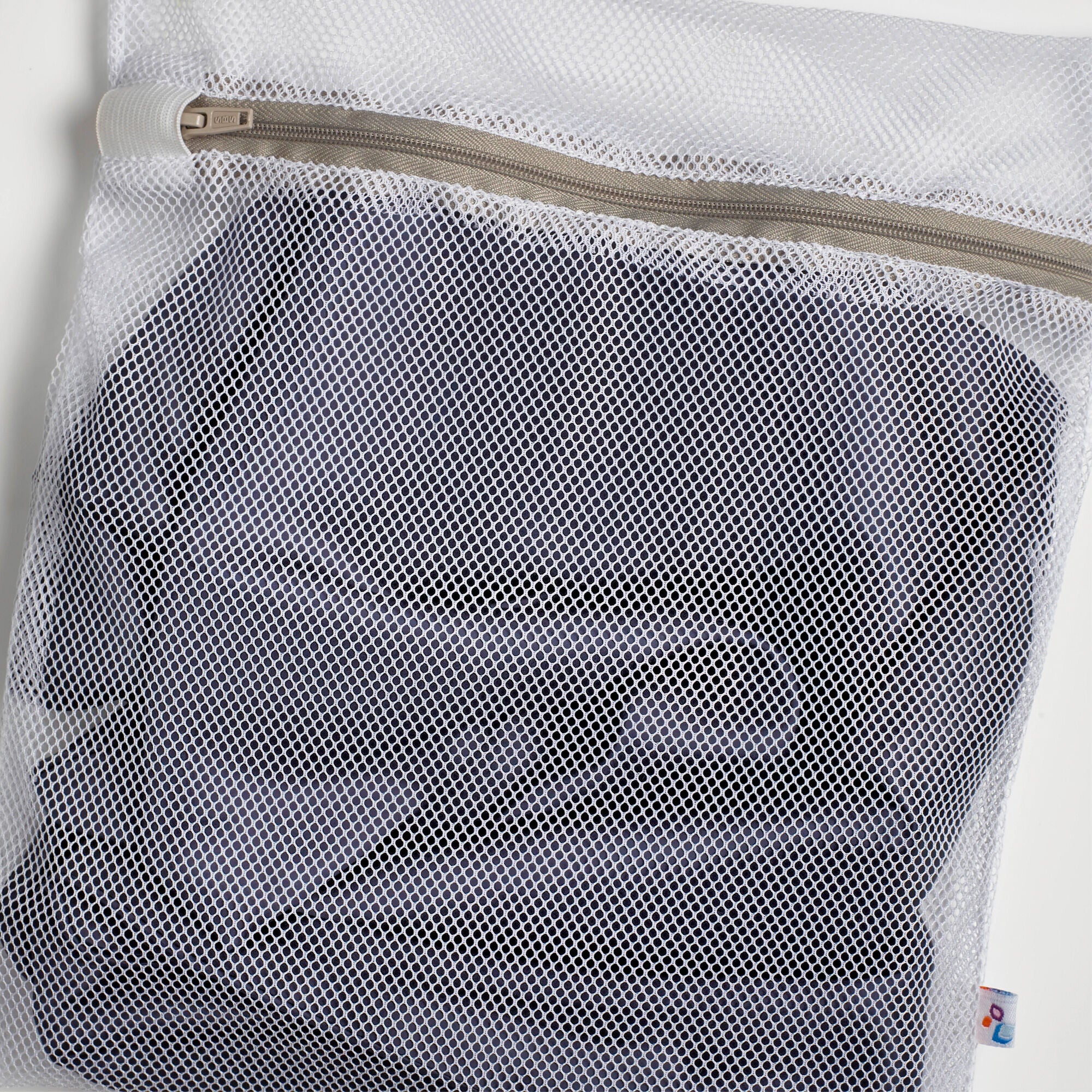 Pure Silk Pillowcase Laundry Wash Bag - Delicate Fabric Protector for Gentle Washing - Perfect for Travel, Home & Luxury Bedding Care