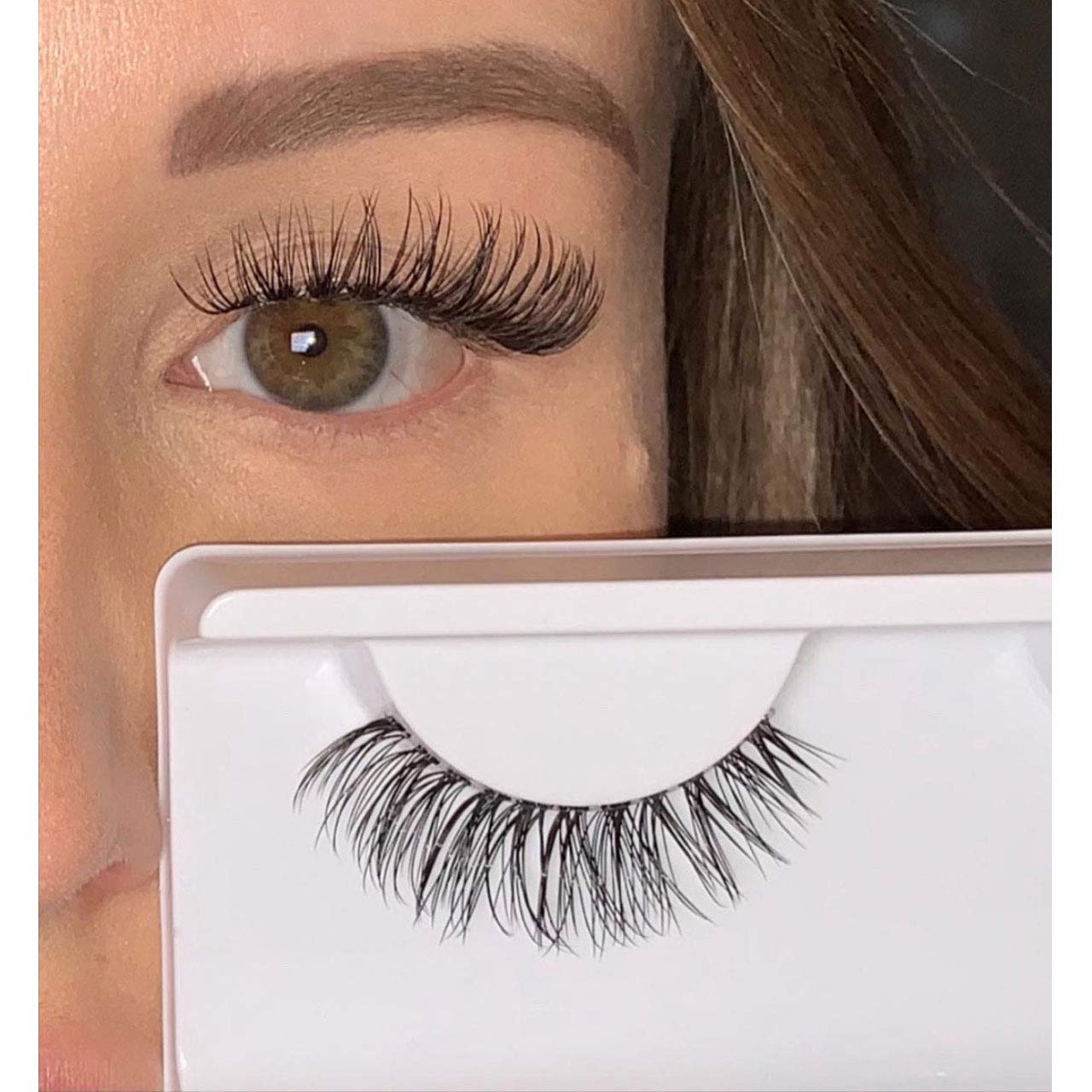 Natural 3D Faux Mink False Eyelashes with Thin Transparent Band - Soft & Lightweight for Everyday Wear, Parties & Special Occasions
