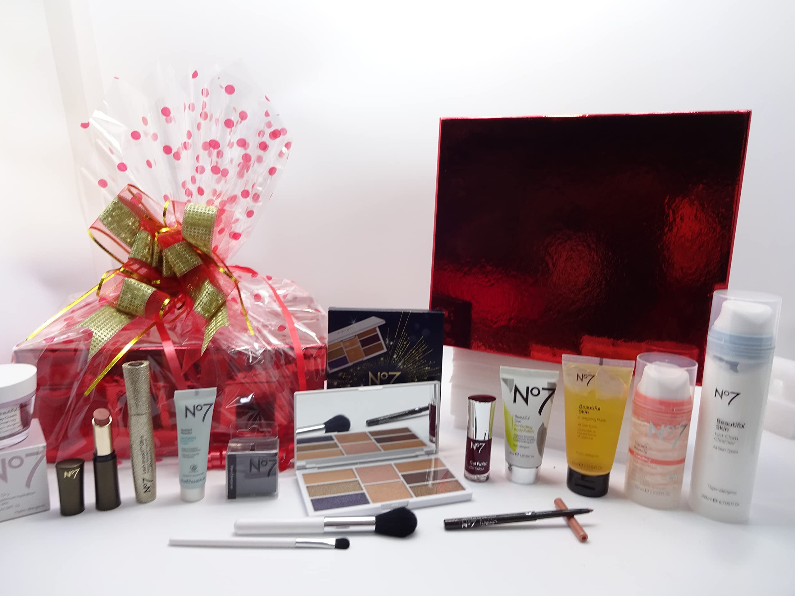 No7 Beautiful Skin Care Collection - Anti-Aging Skincare & Makeup Gift Set for Women | Daily Moisturizing & Night Routine Essentials