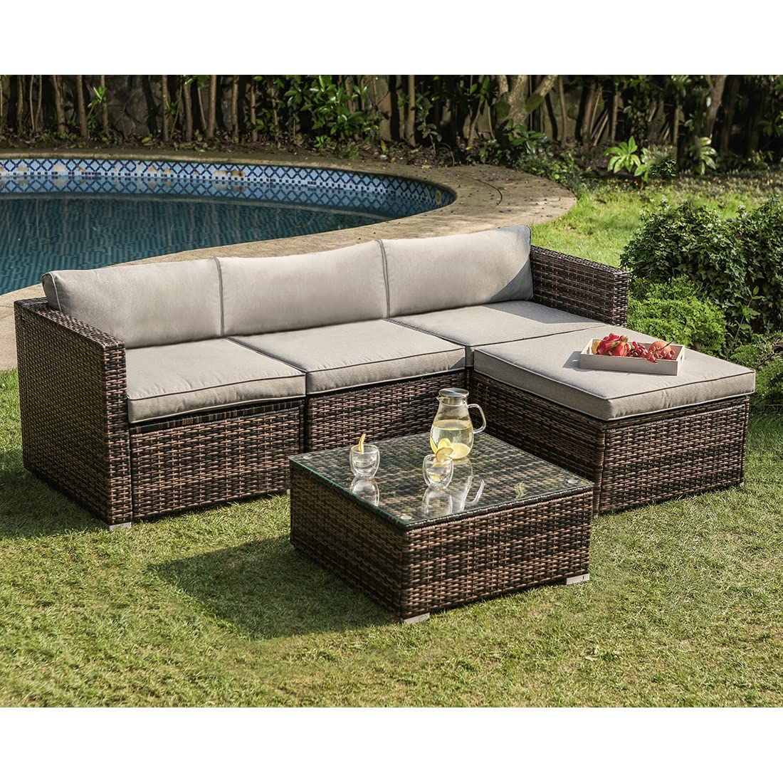 5-Piece All-Weather Wicker Patio Furniture Set - Mottlewood Brown Sectional Sofa with Gray Cushions & Glass-Top Coffee Table for Outdoor Living, Garden, Poolside or Backyard Relaxation
