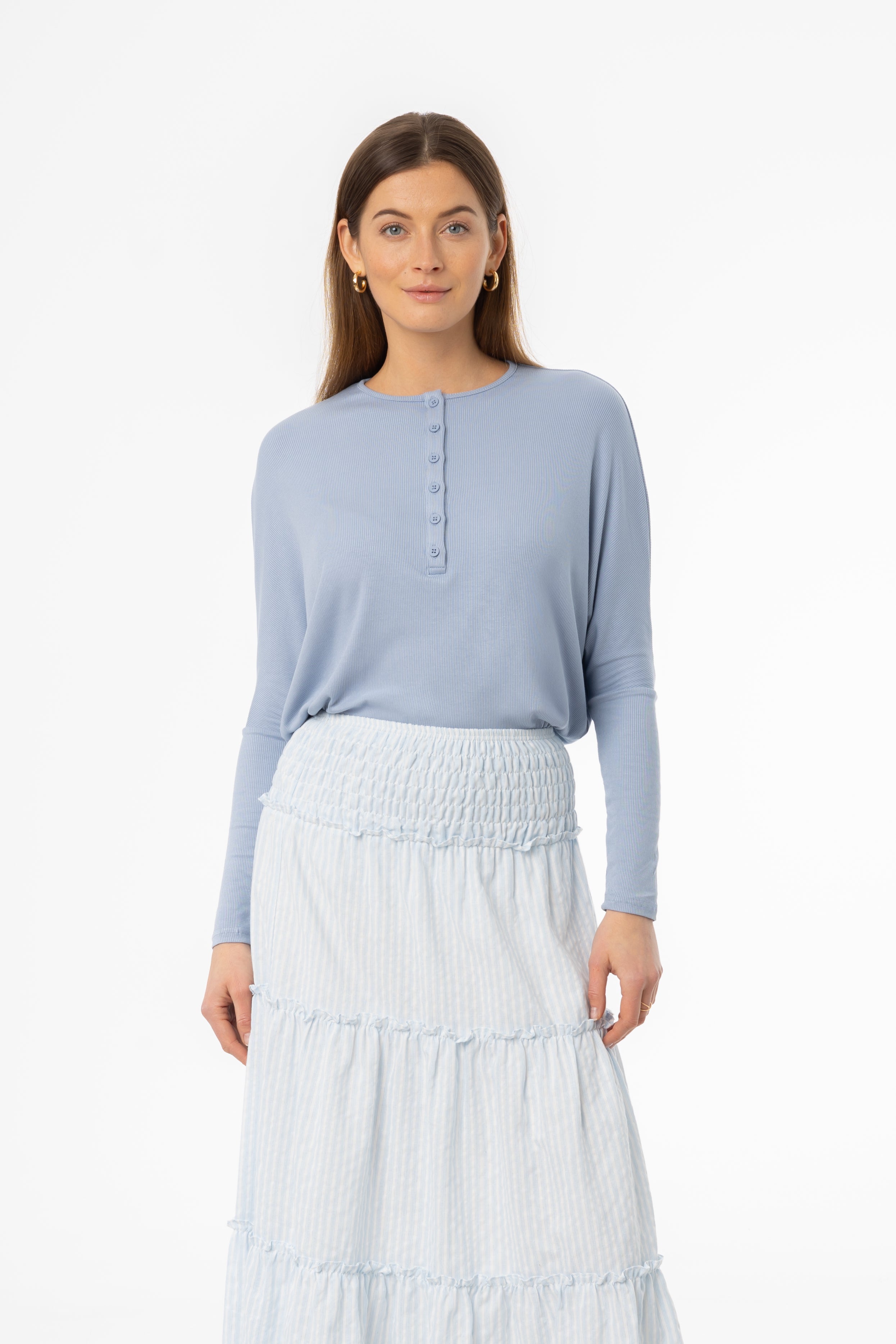 Blue Henley Dolman T-Shirt for Women - Comfortable & Stylish Casual Wear - Perfect for Everyday Outfits, Lounging & Weekend Errands