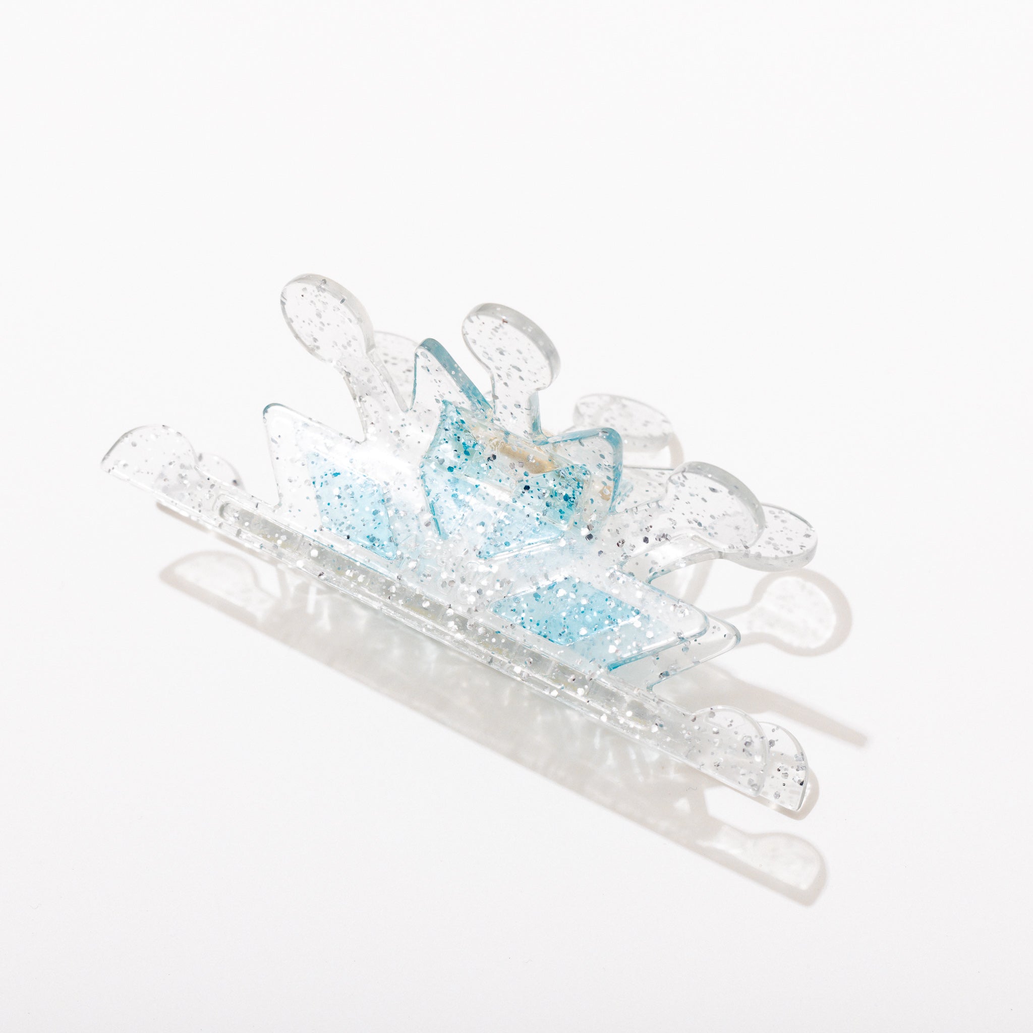 Snowflake Hair Claw Clip - Winter Holiday Hair Accessories for Women, Non-Slip Hair Clips for Thick Hair, Perfect for Christmas Parties & Festive Gatherings