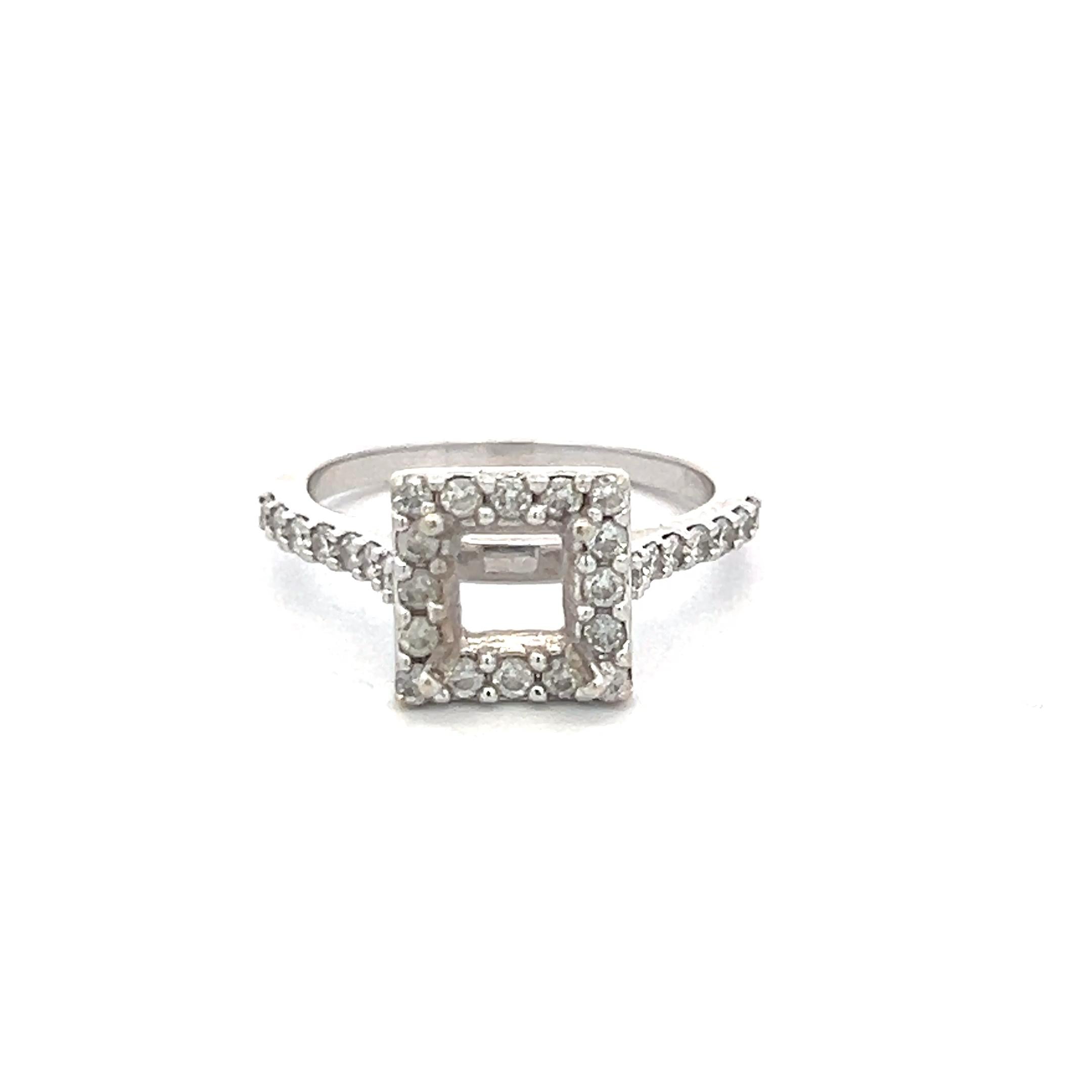 0.30 Carat Round Brilliant Cut Diamond Engagement Ring in 14K White Gold - Perfect for Proposals, Weddings & Anniversary Gifts