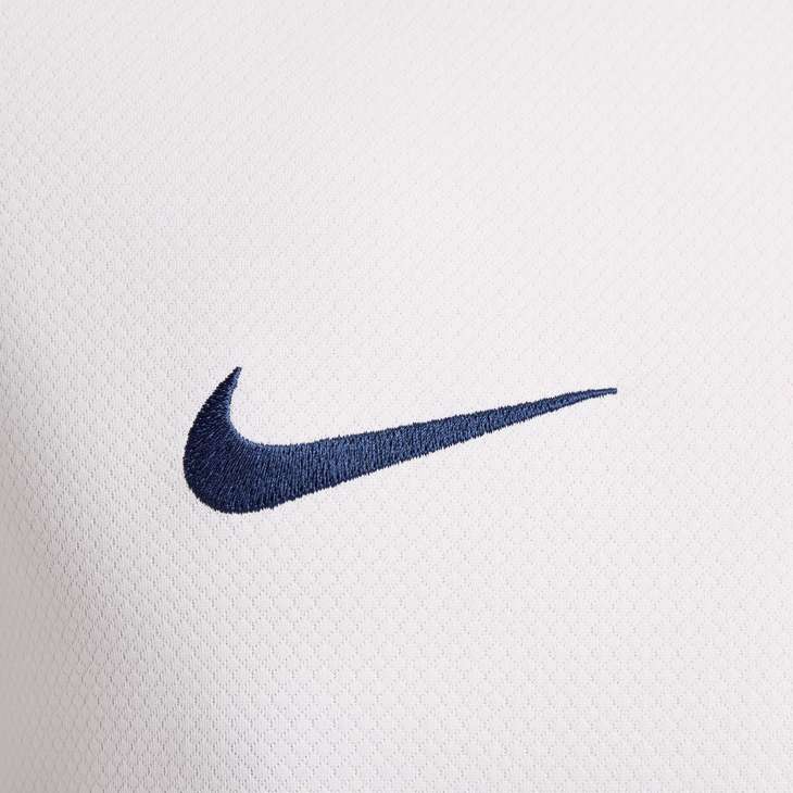 Nike 2024/25 England Home Men's Football Jersey - Authentic Official Soccer Shirt for Fans & Players - Perfect for Matchdays, Training & Casual Wear