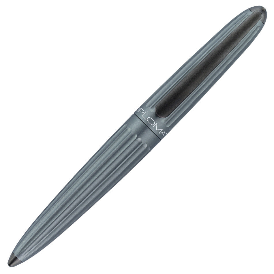 Premium Diplomat Aero Fountain Pen - Sleek Grey Design for Smooth Writing | Perfect for Business Signatures, Journaling & Gift Giving