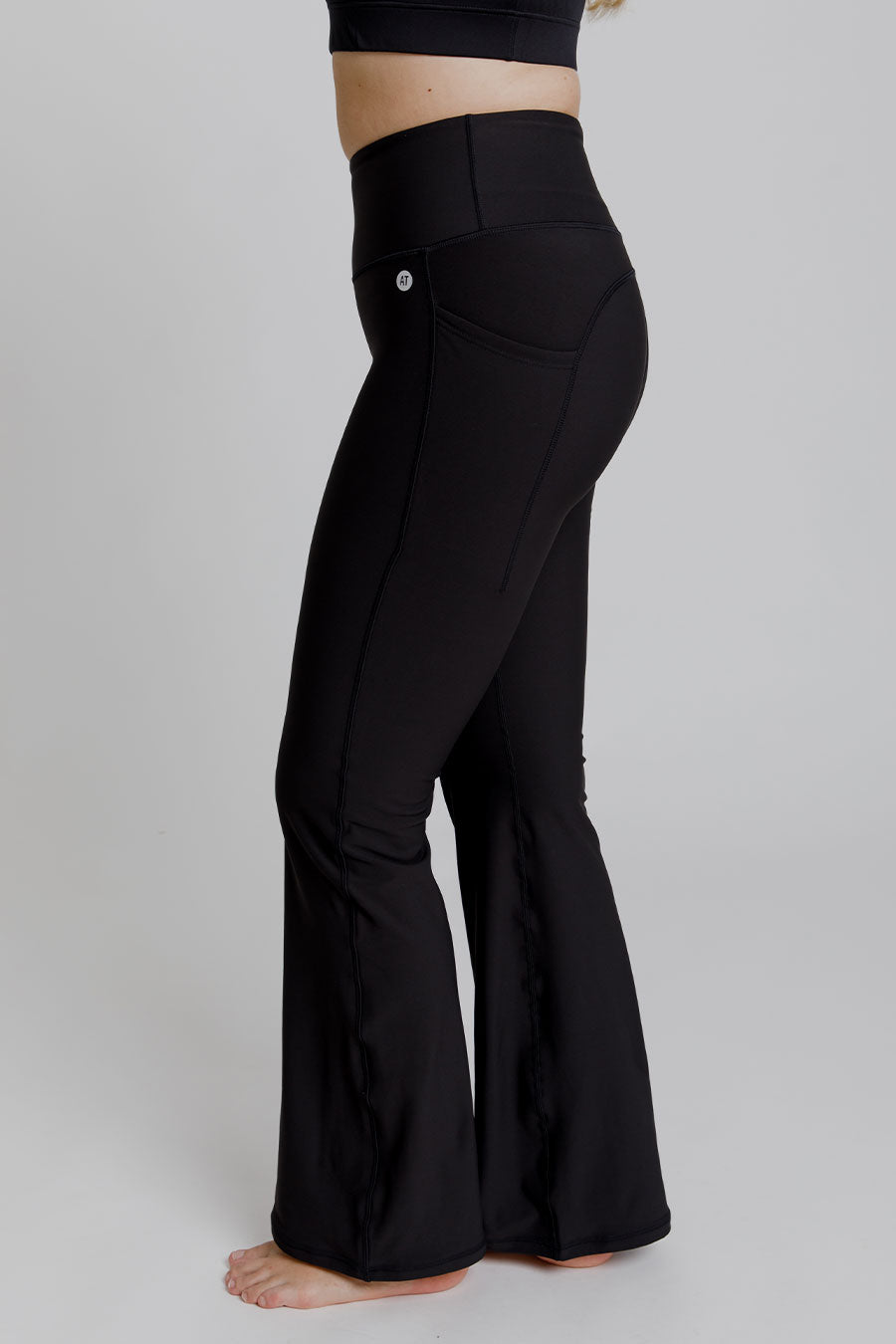Thermal Flare Pocket Leggings for Women - High Waisted Warm Winter Yoga Pants with Side Pockets - Black - Perfect for Yoga, Running, Gym & Lounge Wear