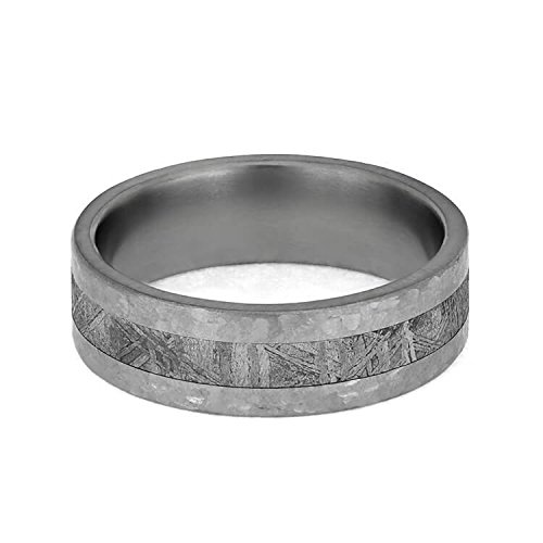 Gibeon Meteorite & Titanium Men's Wedding Band - 7mm Comfort-Fit Hammered Unisex Ring for Men & Women - Perfect for Engagement, Anniversary & Everyday Wear