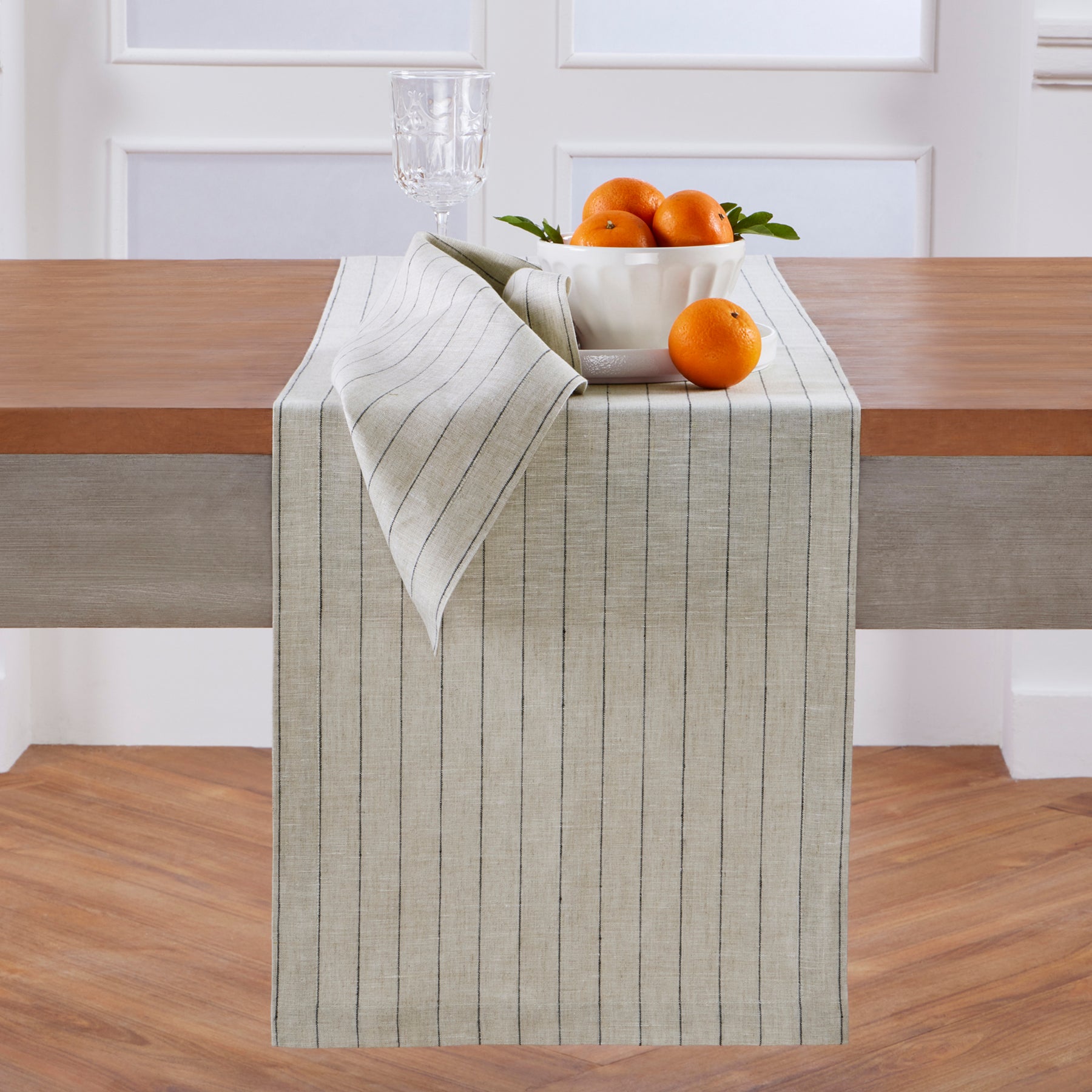 Elegant Pinstripe Table Runner - Premium Linen Dining Table Decor for Weddings, Parties & Holiday Gatherings - Perfect for Formal & Casual Dining Settings