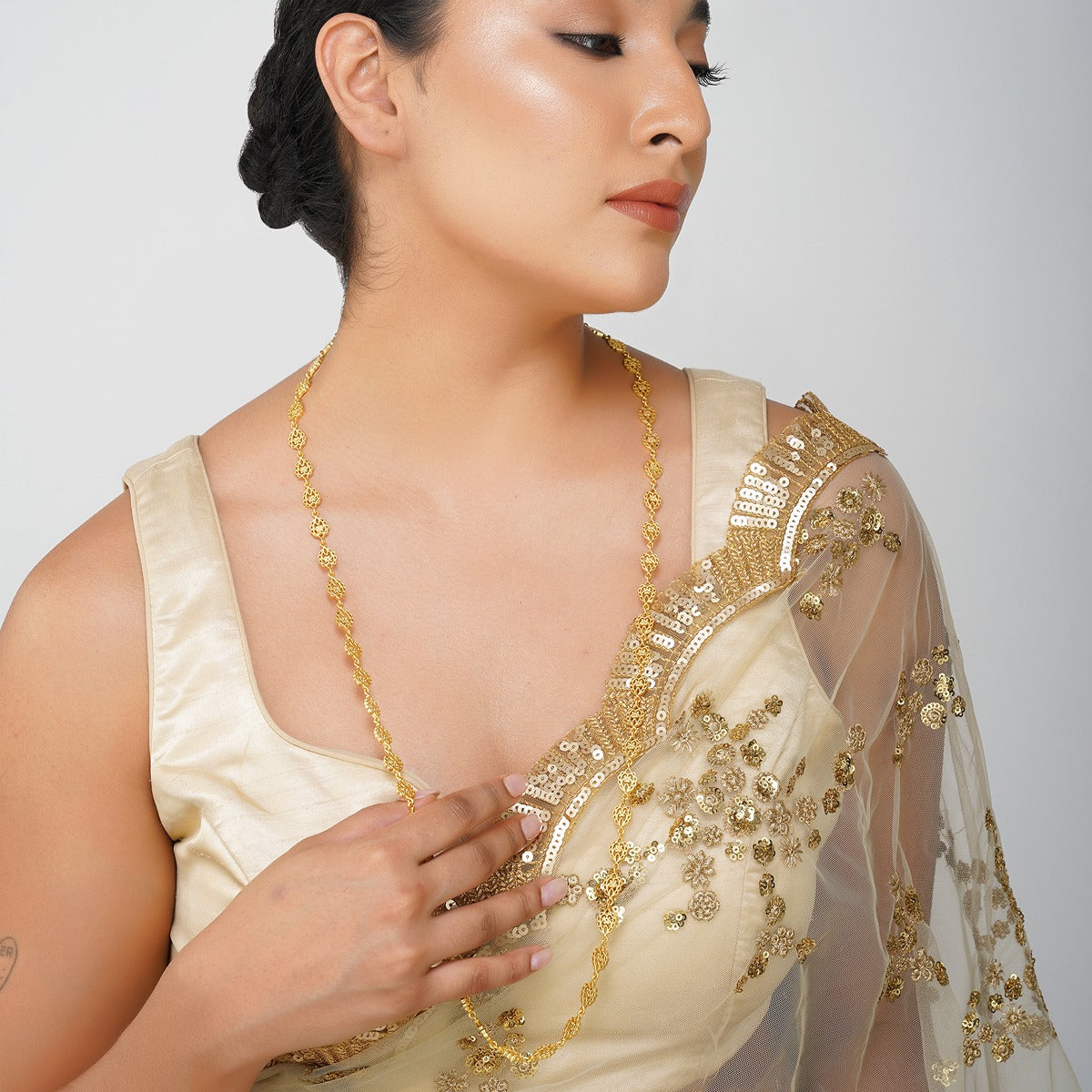 Imperial Notes Long Necklace - Elegant Music Note Pendant for Women, Perfect for Concerts, Parties & Special Occasions