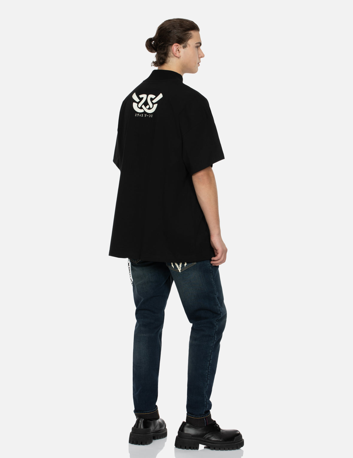 Wheel of Wisdom Print Relaxed Fit T-Shirt for Men & Women - Comfortable Casual Wear for Yoga, Meditation & Everyday Outfits