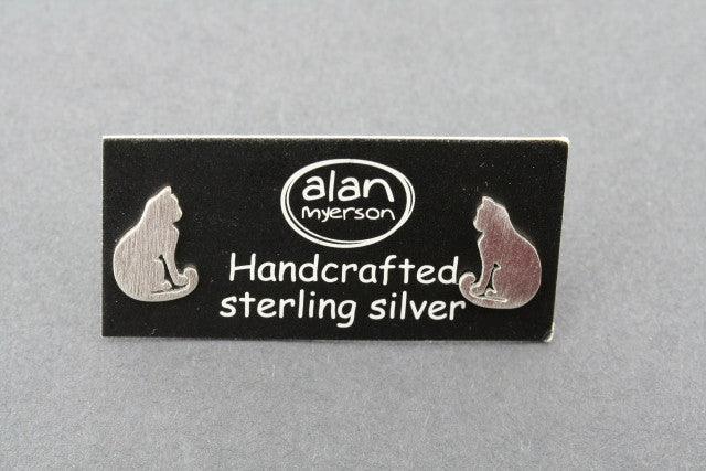 Sterling Silver Cat Stud Earrings for Women - Elegant & Hypoallergenic Jewelry for Everyday Wear & Special Occasions