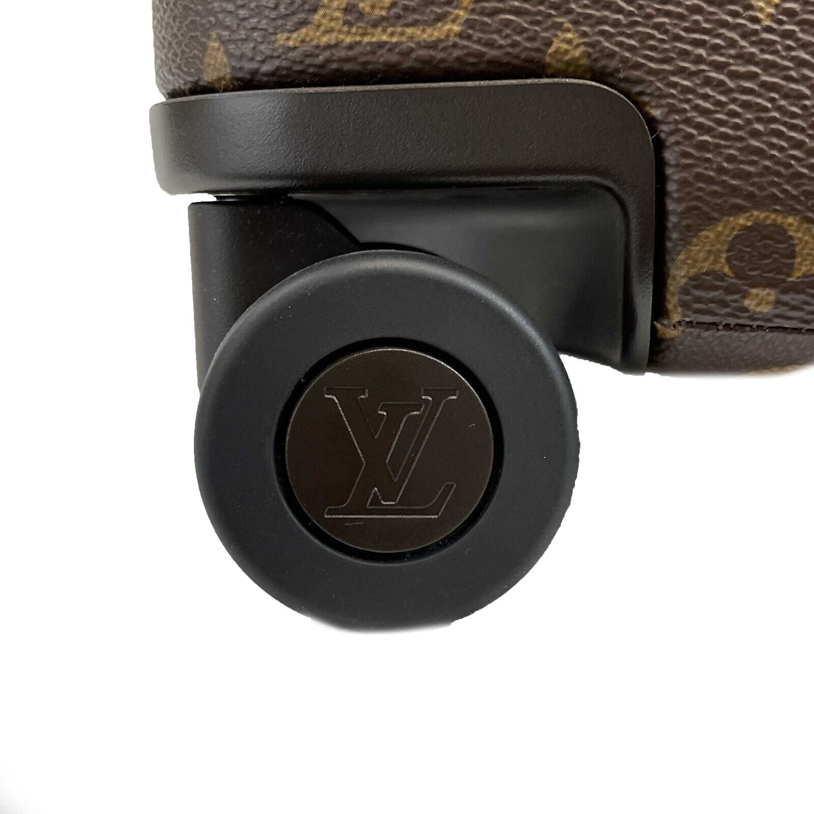 Authentic Louis Vuitton Horizon 70 Monogram Suitcase in Brown/Beige - Luxury Travel Luggage for Business Trips & Vacations