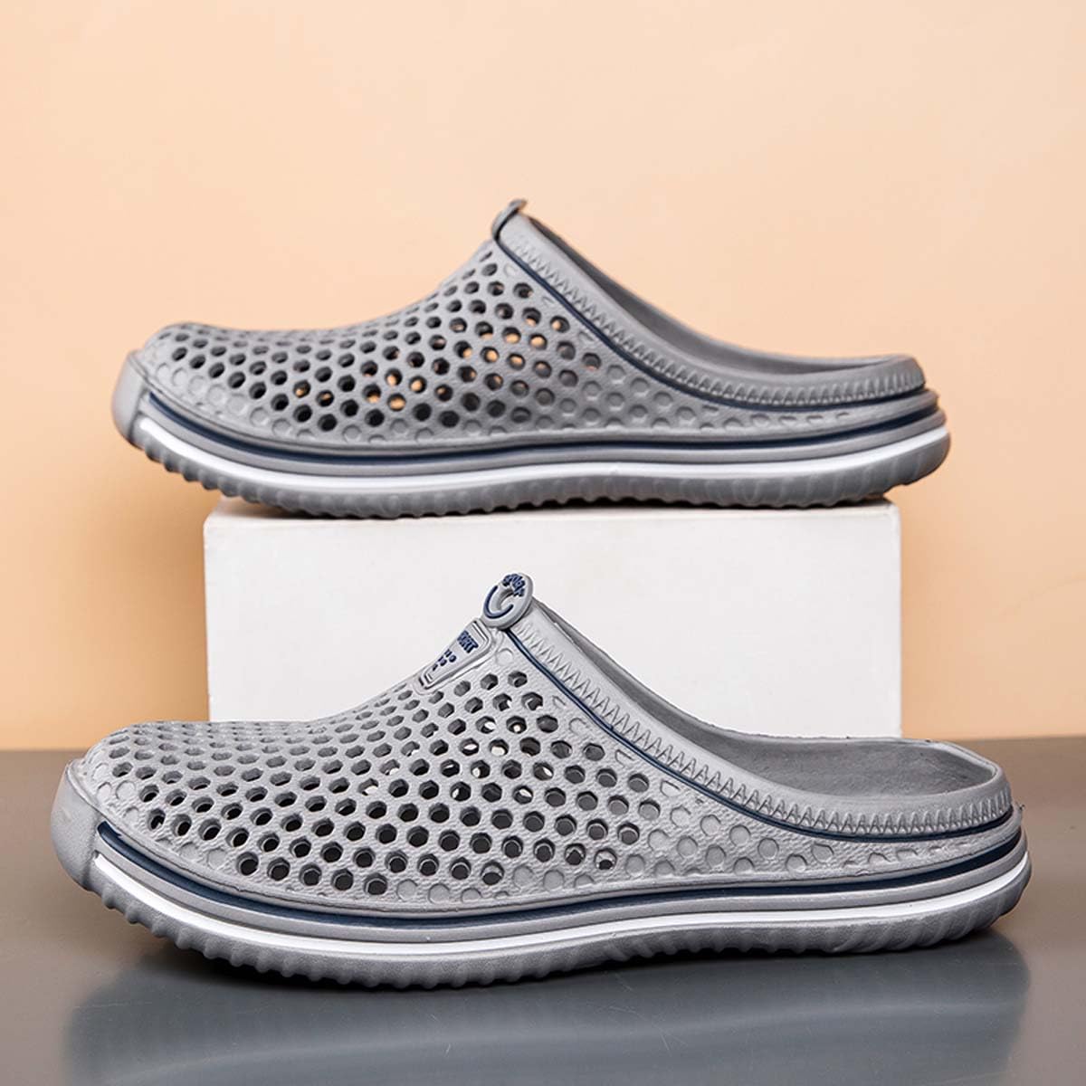 HYDLONGR Unisex Lightweight Breathable Garden Clogs - Quick-Drying Non-Slip Beach Sandals & Water Shoes for Men and Women - Perfect for Gardening, Beach, Pool, and Outdoor Water Activities