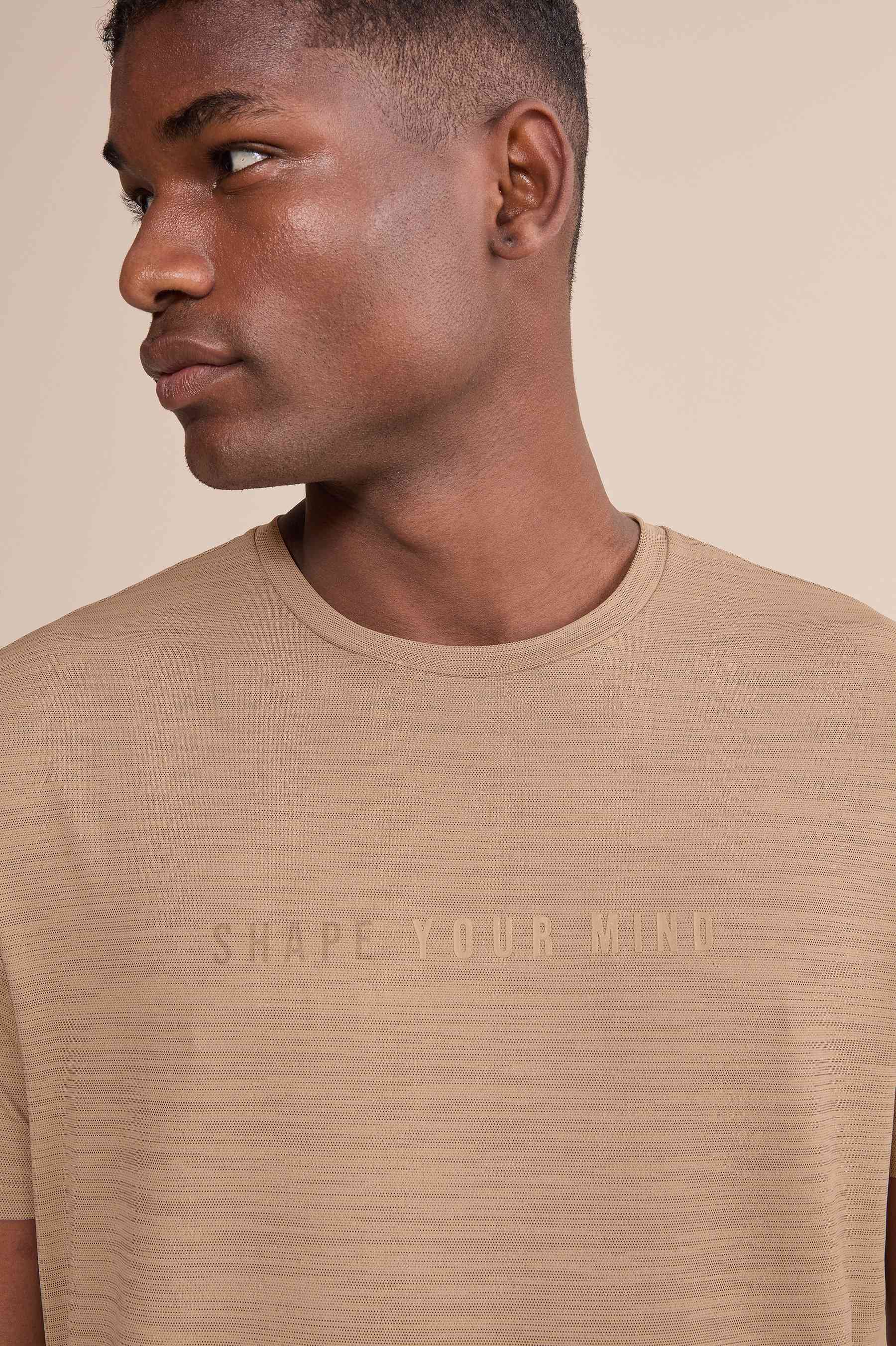 Men's Comfortable Fitted Skin T-Shirt - Soft Cotton Stretch Tee for Casual Wear, Gym & Everyday Use