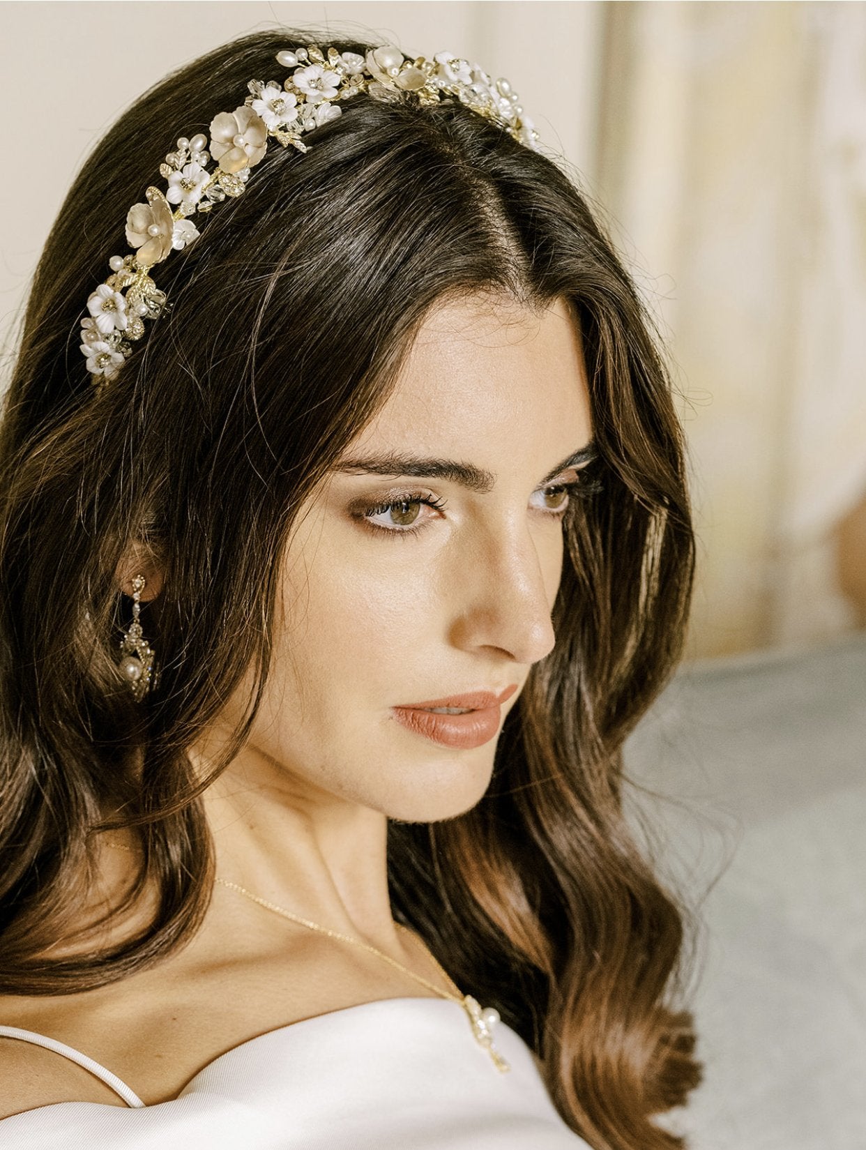 LENNOX Gilded Floral Pearl and Crystal Headband for Women - Elegant Bridal Hair Accessories for Weddings, Prom, Parties & Special Occasions