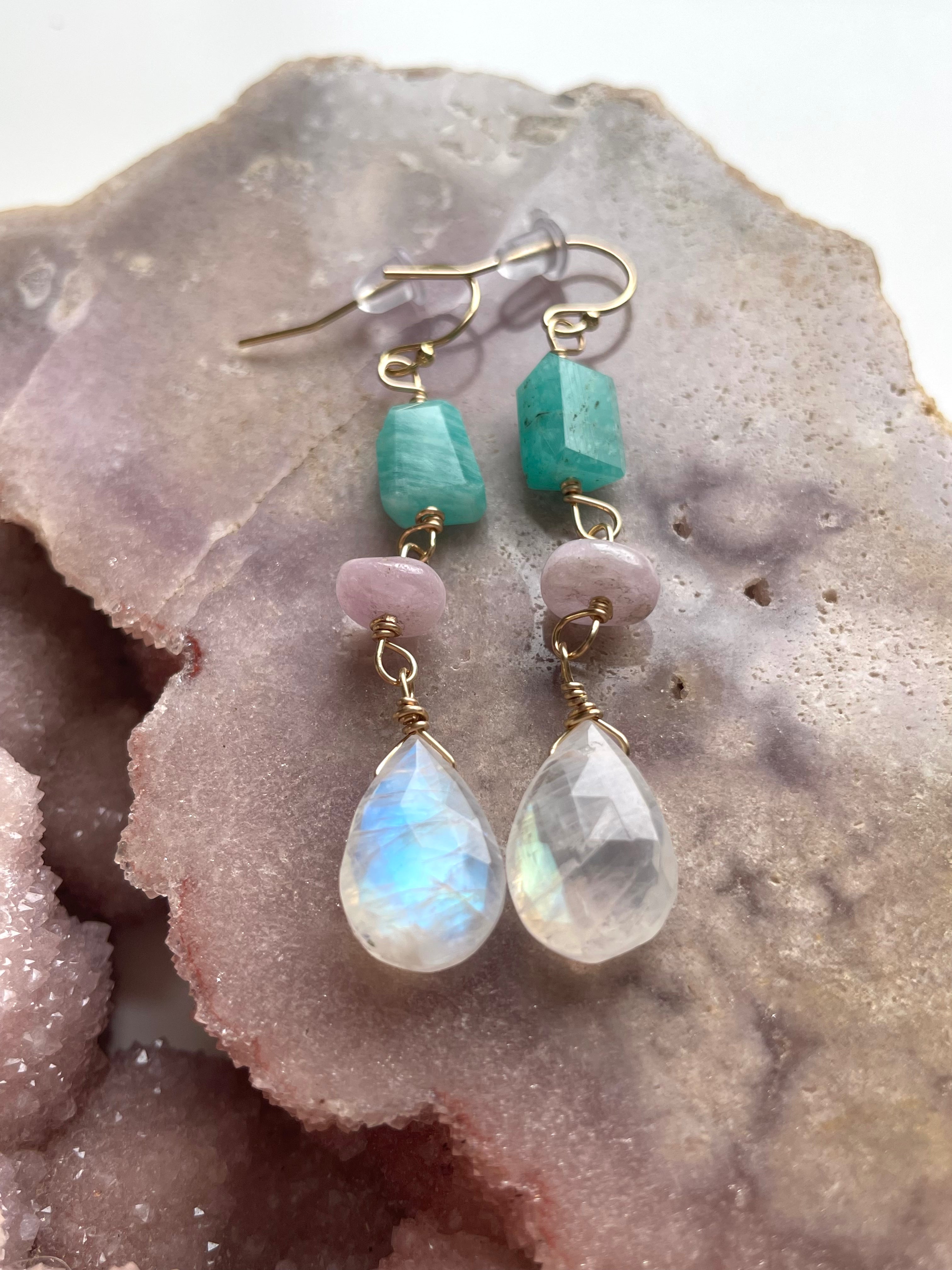Natural Raw Crystal Dangle Earrings for Women - Boho Chic Handmade Gemstone Jewelry | Perfect for Parties, Weddings & Everyday Wear