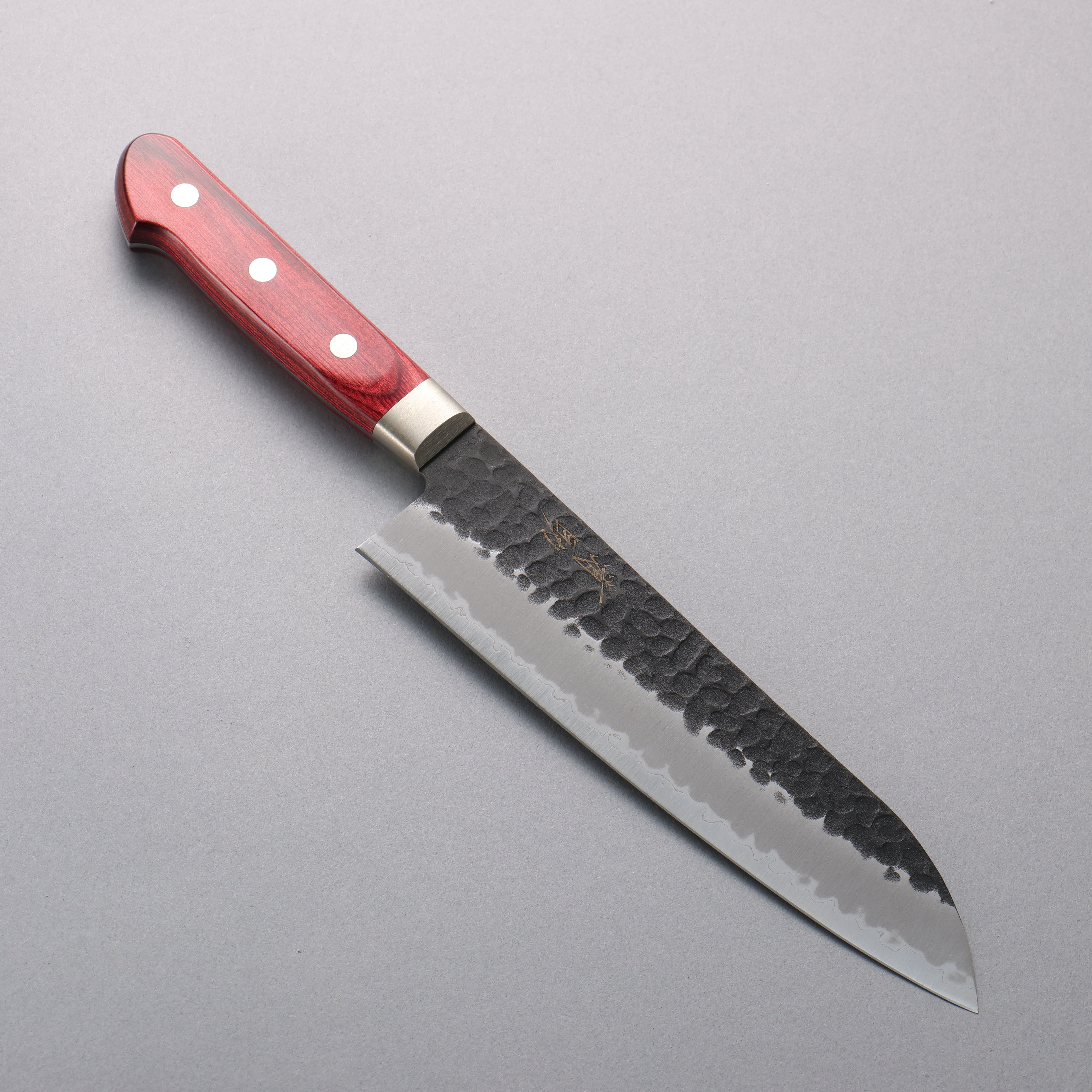 Seisuke Blue Super Hammered Black Santoku Knife 180mm with Red Pakkawood Handle - Premium Japanese Kitchen Knife for Slicing, Dicing, and Chopping Vegetables, Meat, and Fish
