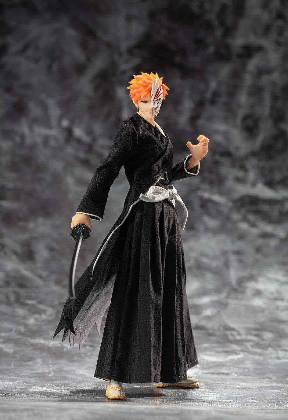 Dasin Models 1/12 Scale 6 Inch Bleach Anime Ichigo Kurosaki Bankai Tensa Zangetsu Action Figure - Perfect for Collectors, Display, and Anime Fans