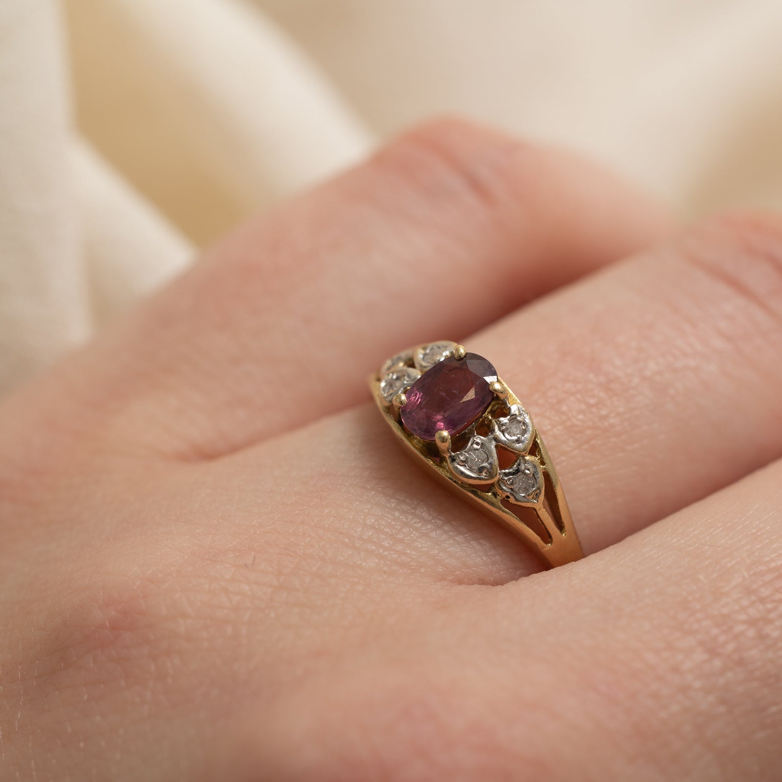 Oval Cut Ruby & Diamond Tapered Ring - 0.50ct Ruby & 0.03ctw Diamond Engagement Ring - Size 6.75 - Elegant Wedding Band for Women - Perfect for Anniversary, Proposal & Special Occasions