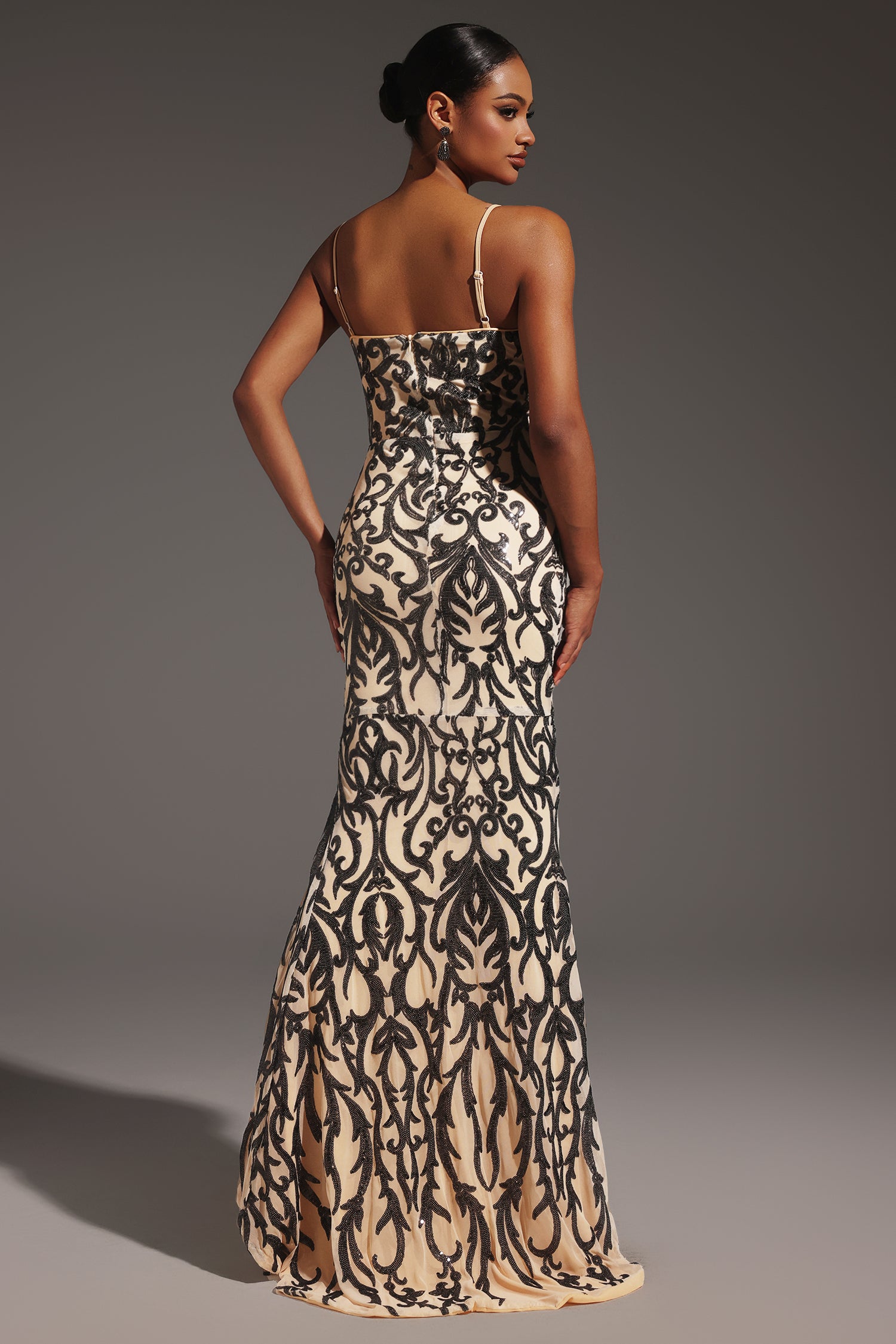 Niaca Sleeveless Sequin Slit Maxi Dress for Women - Sparkly Evening Gown for Parties, Prom, Cocktail Dresses & Special Occasions