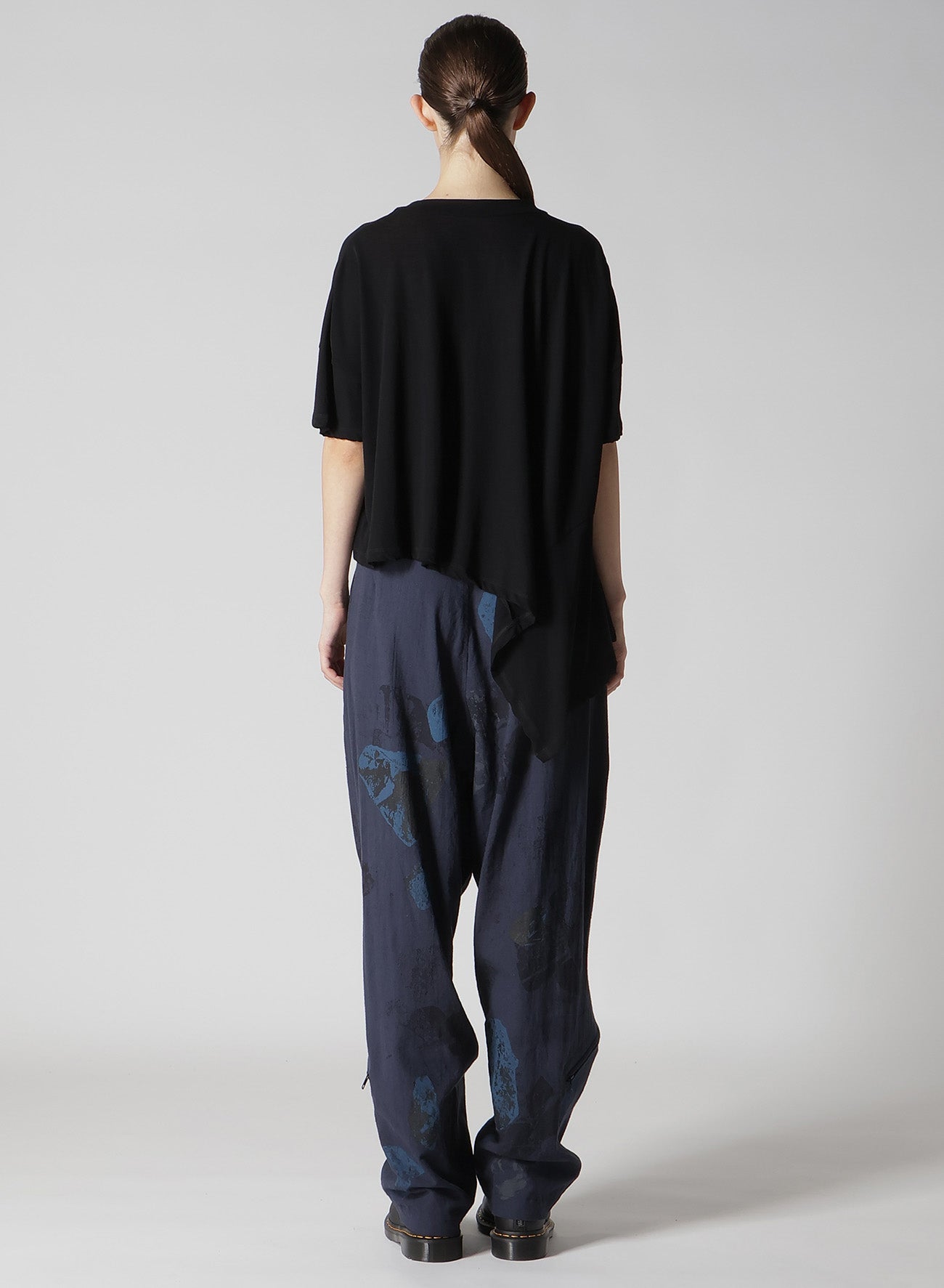 Soft Cotton Jersey Asymmetric Cropped T-Shirt for Women - Trendy Casual & Streetwear Fashion - Perfect for Everyday Wear, Layering, and Summer Outfits