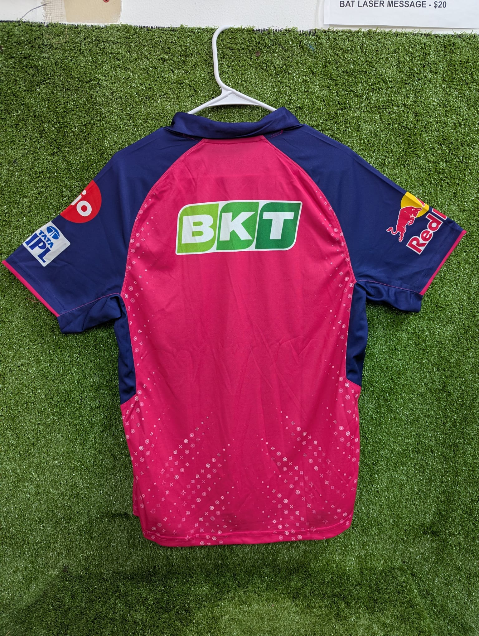 Official IPL Rajasthan Royals Signed Players Jersey - Authentic Cricket Memorabilia for Fans & Collectors - Perfect for Gifting & Display