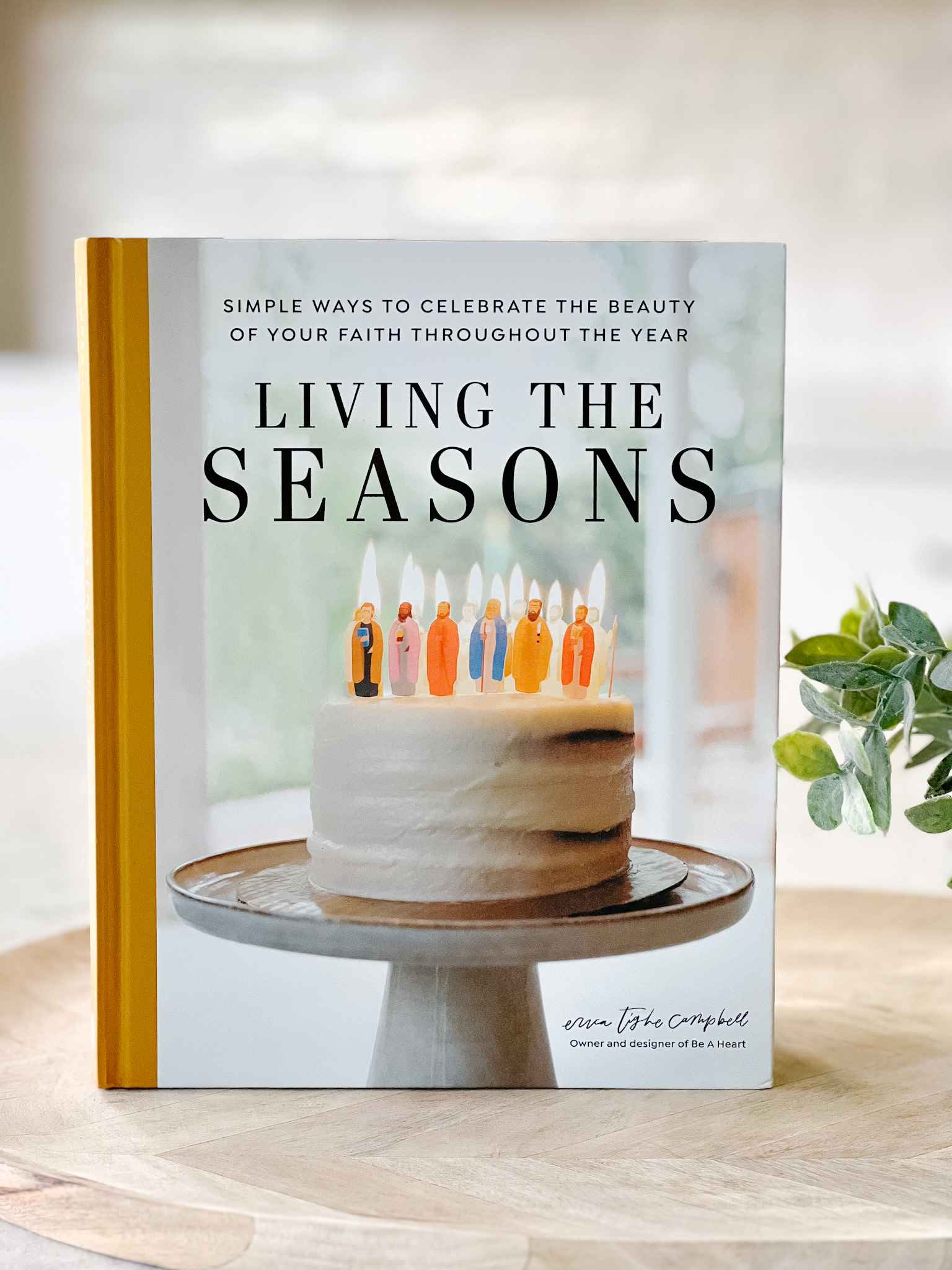 Living the Seasons Book - Inspiring Guide to Seasonal Living & Mindfulness | Perfect for Home Decor, Gifts & Self-Care Routines