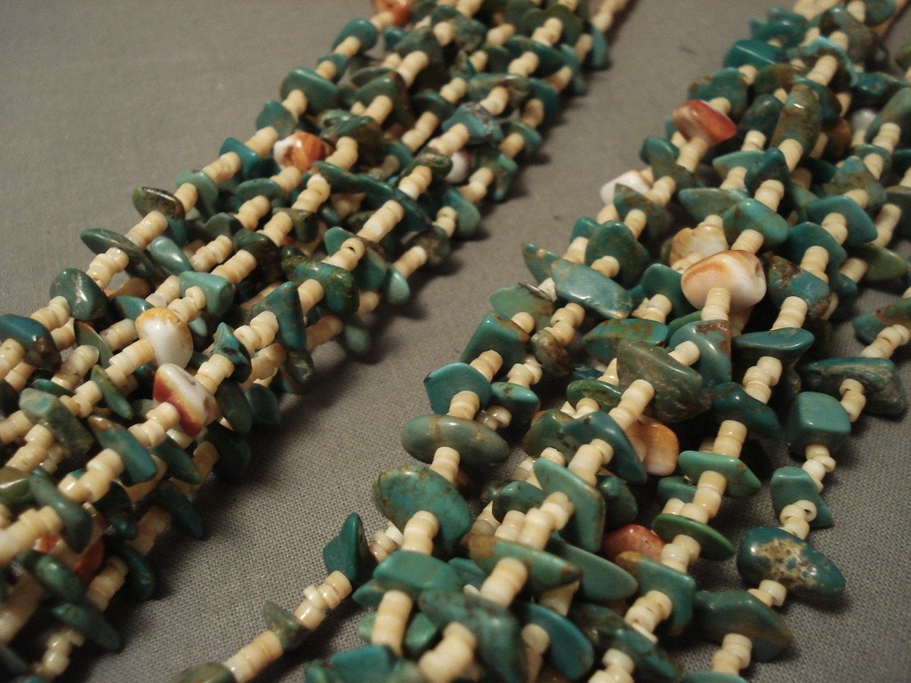178 Gram Natural Green Turquoise Heishi Beaded Necklace - Authentic Navajo Native American Jewelry for Women, Handmade Tribal Accessory for Boho Fashion, Spiritual Healing & Gift Giving