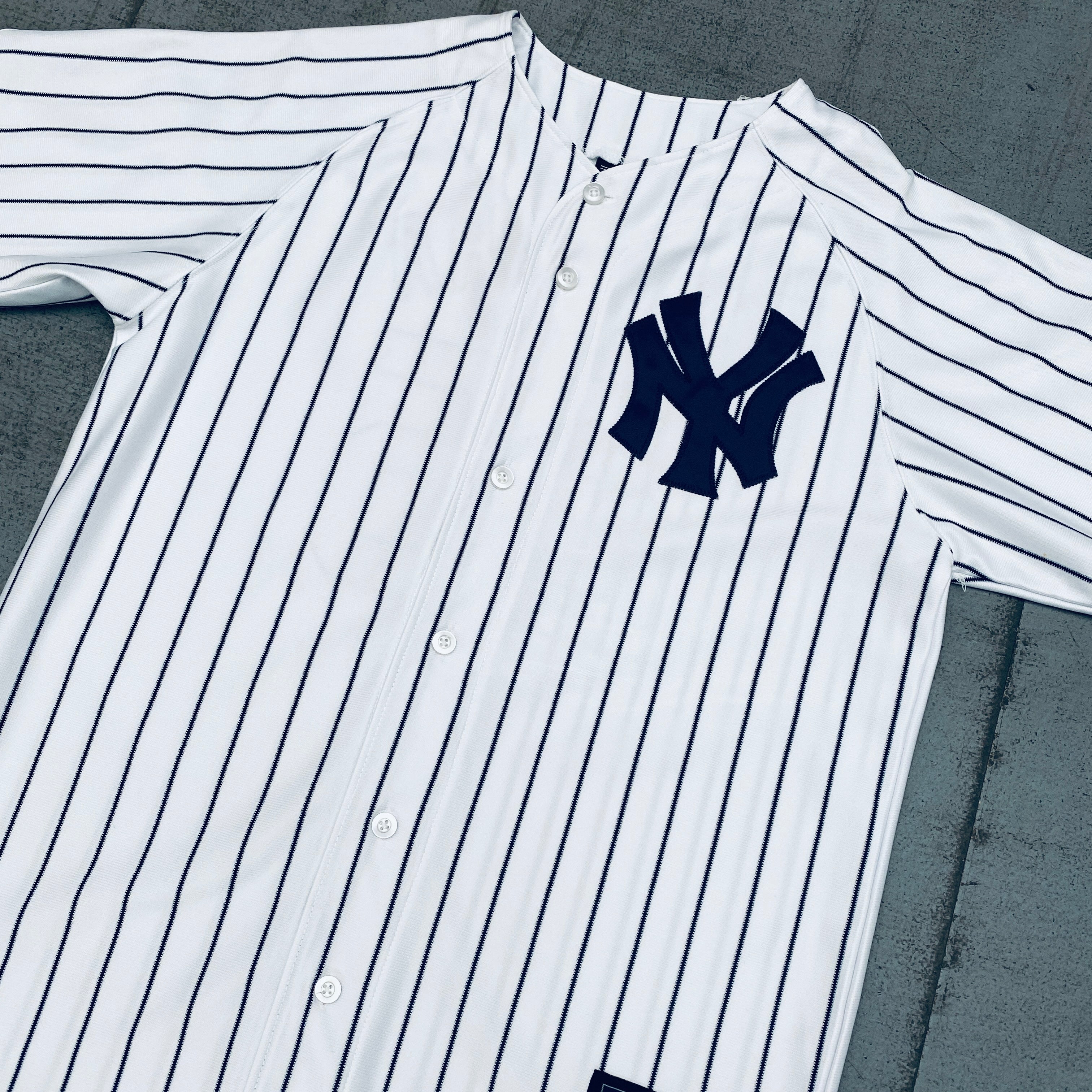Authentic New York Yankees Mark Teixeira 2009 White Pinstripe Majestic Stitched Jersey - Size S | Officially Licensed MLB Baseball Jersey for Fans & Collectors | Perfect for Games, Events & Yankees Memorabilia Collection