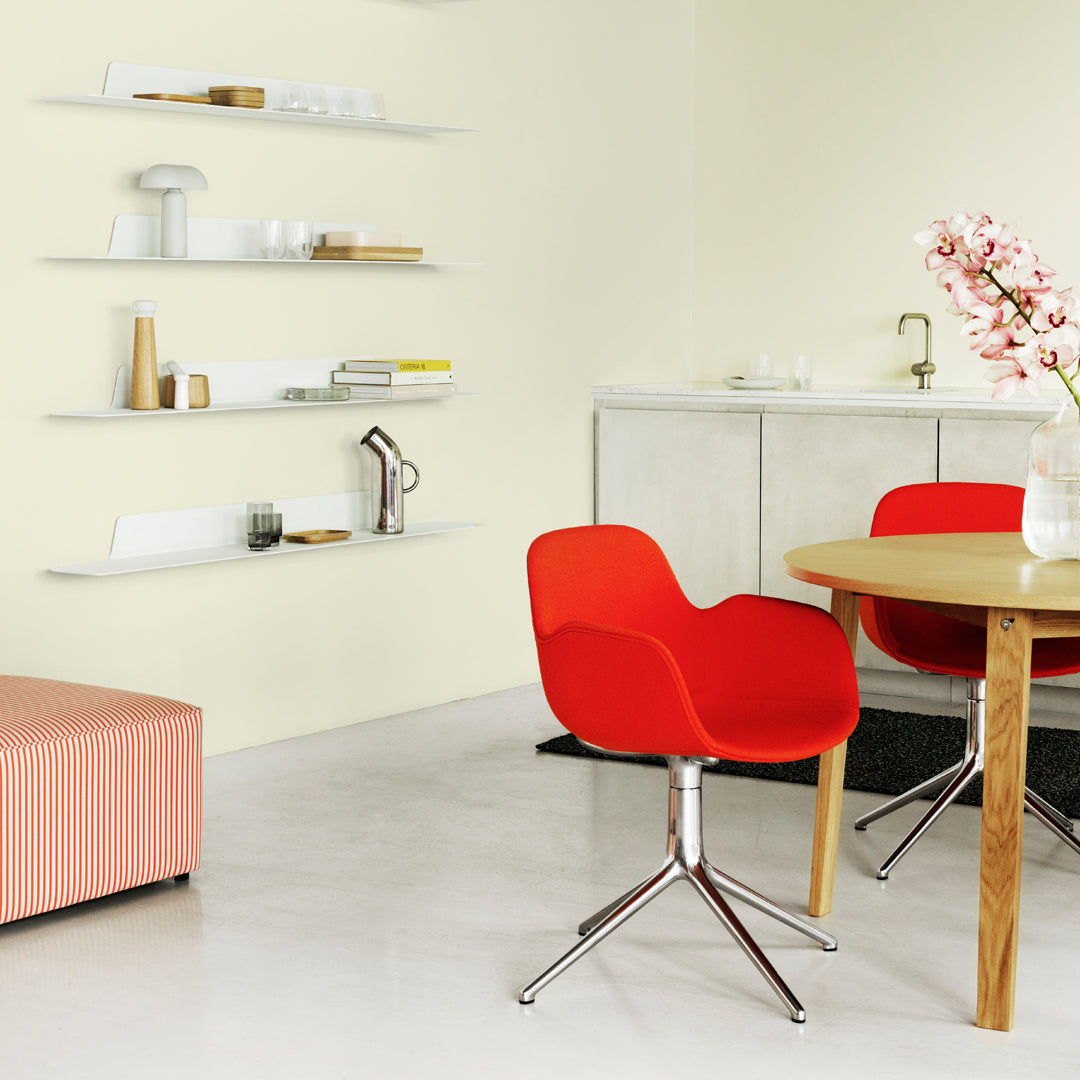 Modern Form Armchair with 4L Swivel Base and Premium Upholstery - Perfect for Living Room, Office or Reading Nook