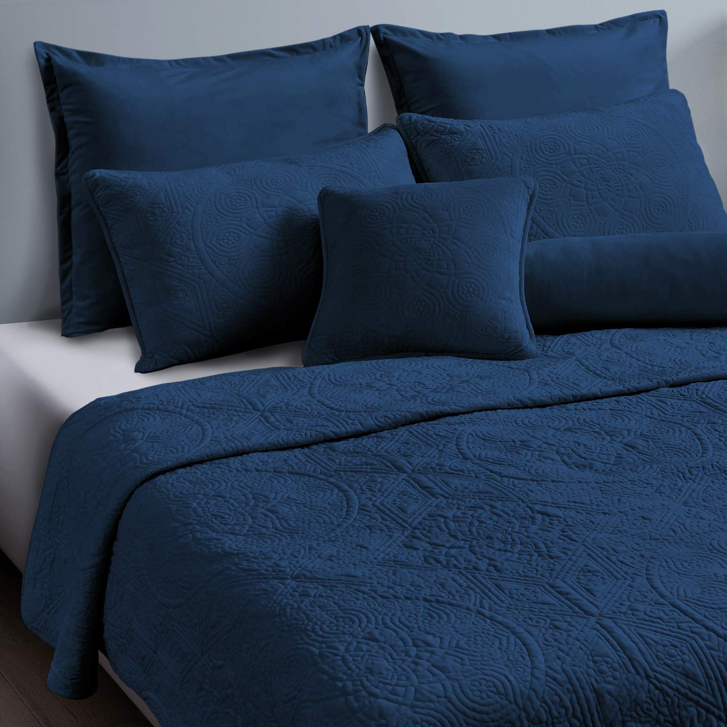 Premium Velvet Quilt - Charlotte Collection with Cotton Backing & Batting - King Size Navy Blue - Luxurious Bedding for Cozy Nights & Elegant Bedroom Decor