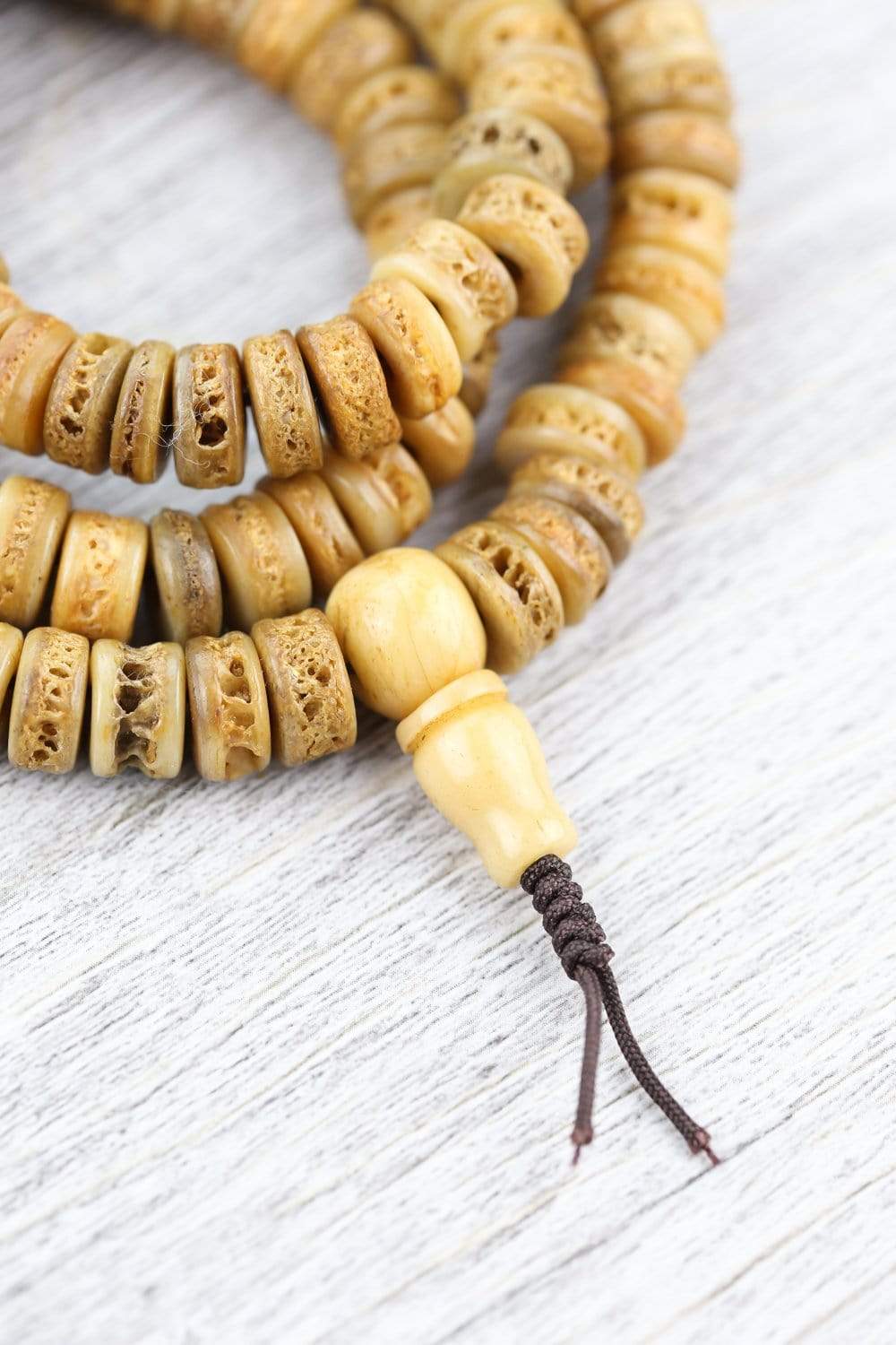 Authentic Himalayan Bone Bead Mala Necklace - 108 Prayer Beads for Meditation, Yoga & Spiritual Healing - Handcrafted Buddhist & Hindu Prayer Jewelry for Mindfulness Practice