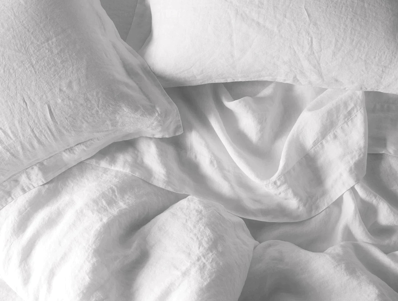 Organic Relaxed Linen Duvet Cover Set - Breathable & Hypoallergenic Bedding for All Seasons | Perfect for Master Bedroom, Guest Room & Vacation Homes