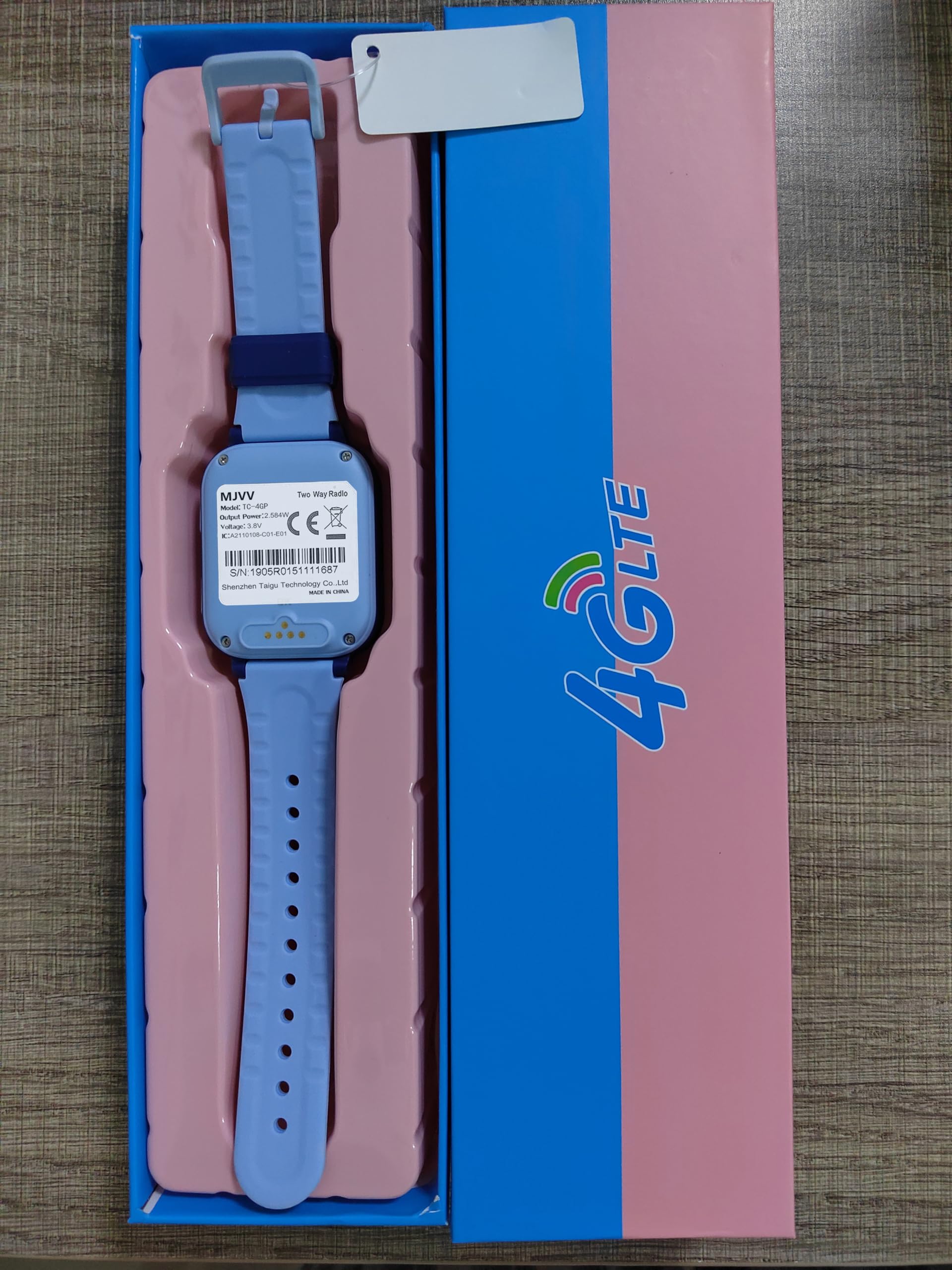 4G GPS Smart Watch for Kids - Waterproof Kids Phone Smartwatch with WhatsApp & Line, Real-Time Tracking, Pedometer, Video Call, SOS Alarm, Camera & Voice Message - Perfect Gift for Boys & Girls (Blue) - Ideal for School, Outdoor Play & Family Safety