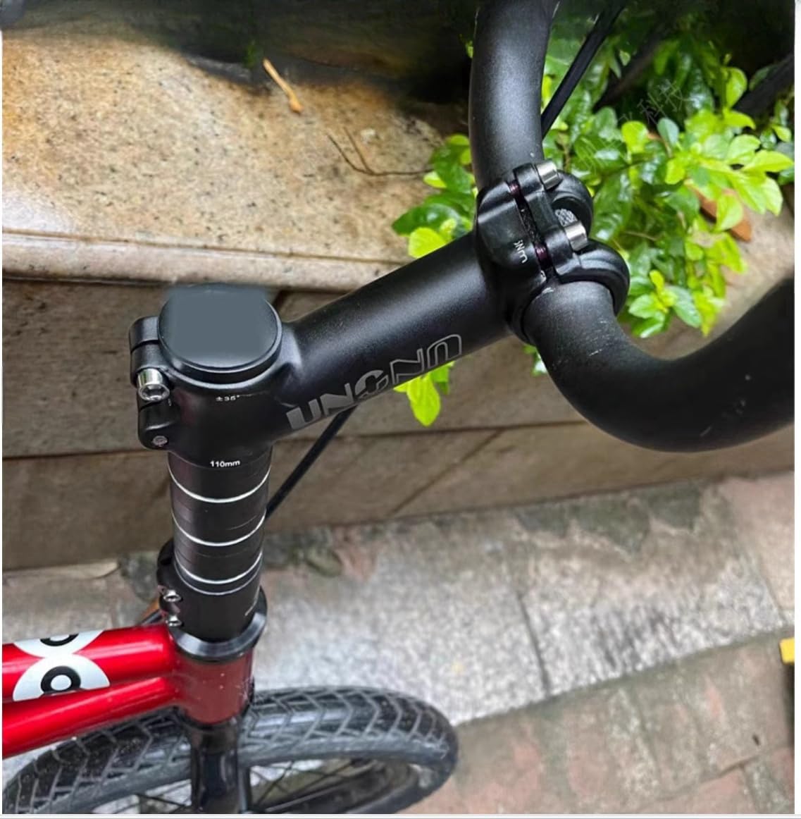**31.8mm 110mm Bike Stem, ±35 Degree Adjustable Aluminum Alloy MTB Stem for Mountain, Road, BMX, Track Bikes - Lightweight & Durable for Commuting, Racing & Off-Road Adventures**