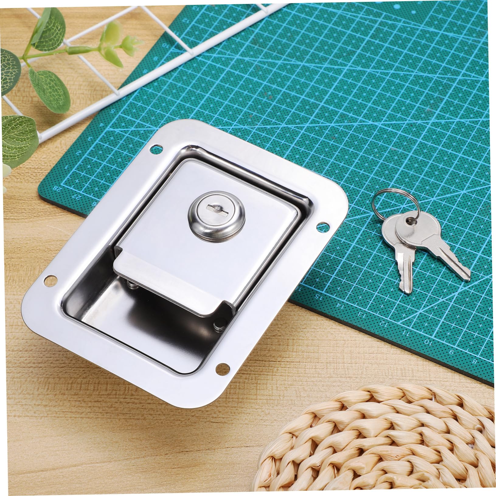 Heavy Duty Stainless Steel Flush Latch Trailer Door Handle with Lock - Durable RV Truck Toolbox Paddle Lock for Secure Storage | Perfect for RV Doors, Truck Beds, and Toolboxes