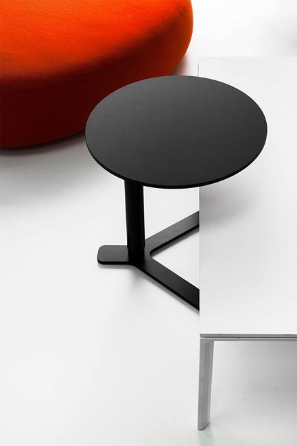 Yo Round Adjustable Height Side Table by Lapalma - Modern Nesting End Table for Living Room, Bedroom & Office - Versatile Coffee Table with Smooth 360° Rotation