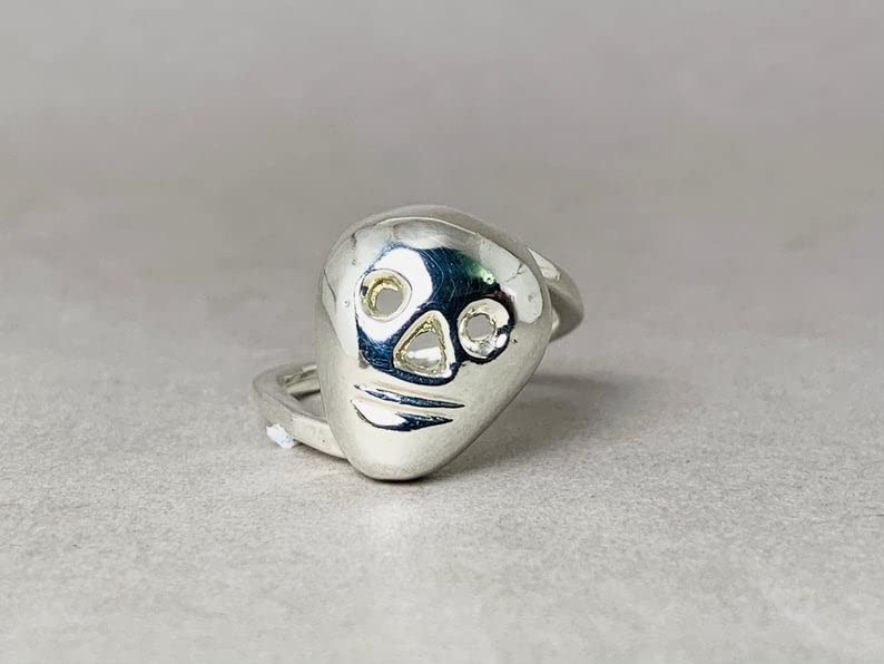 Gothic Skull Ring for Women - 925 Sterling Silver Handmade Jewelry - Unique Gothic Style Accessory for Halloween, Punk Fashion & Gift Giving