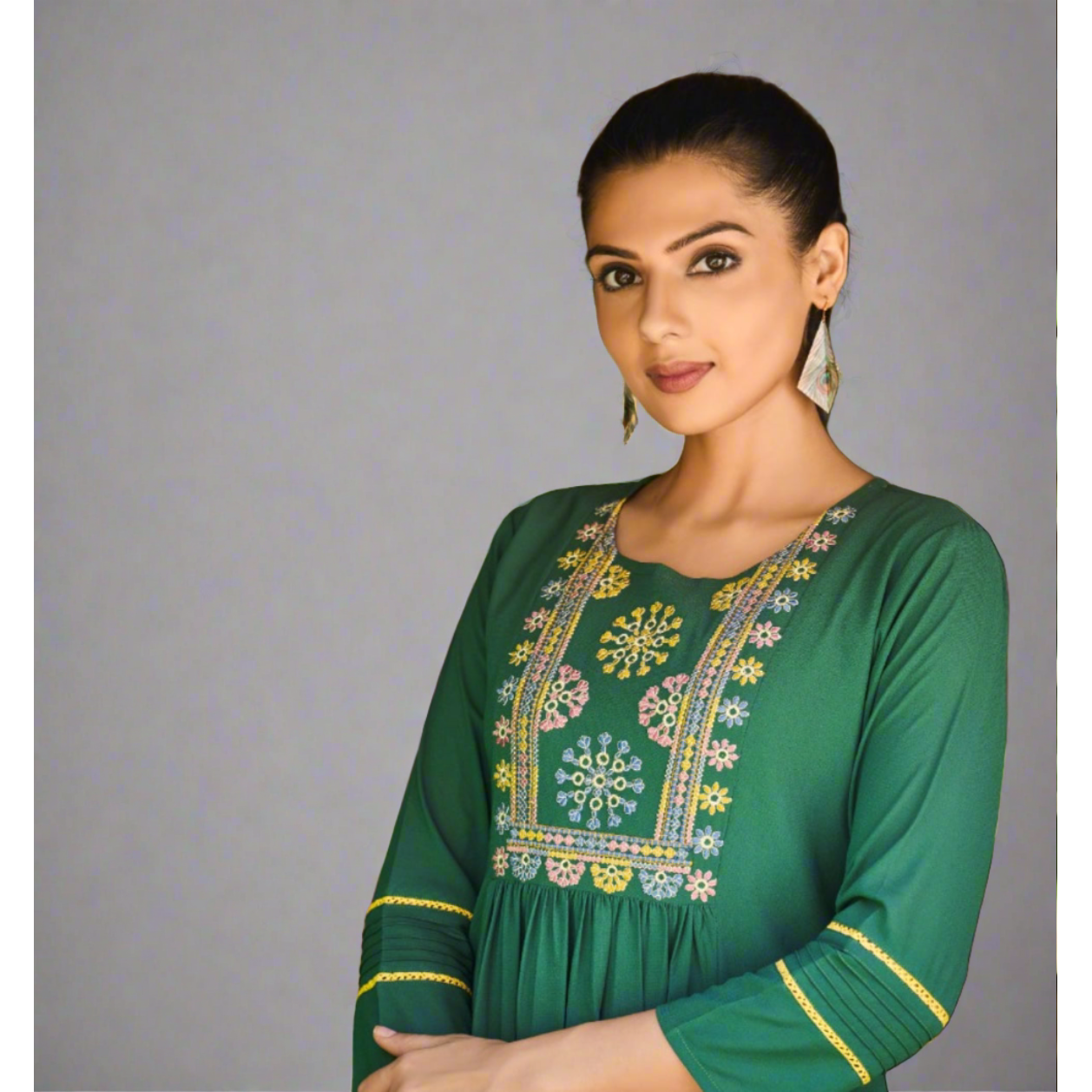 Embroidered Green Short Kurti for Women – Stylish Casual & Party Wear – Perfect for Festivals, Weddings & Daily Outfits